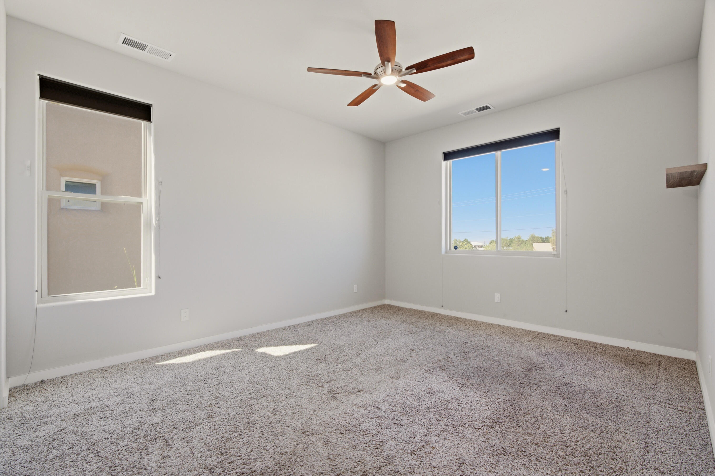 Photo 11 — 9503 Peak Vista Avenue NE