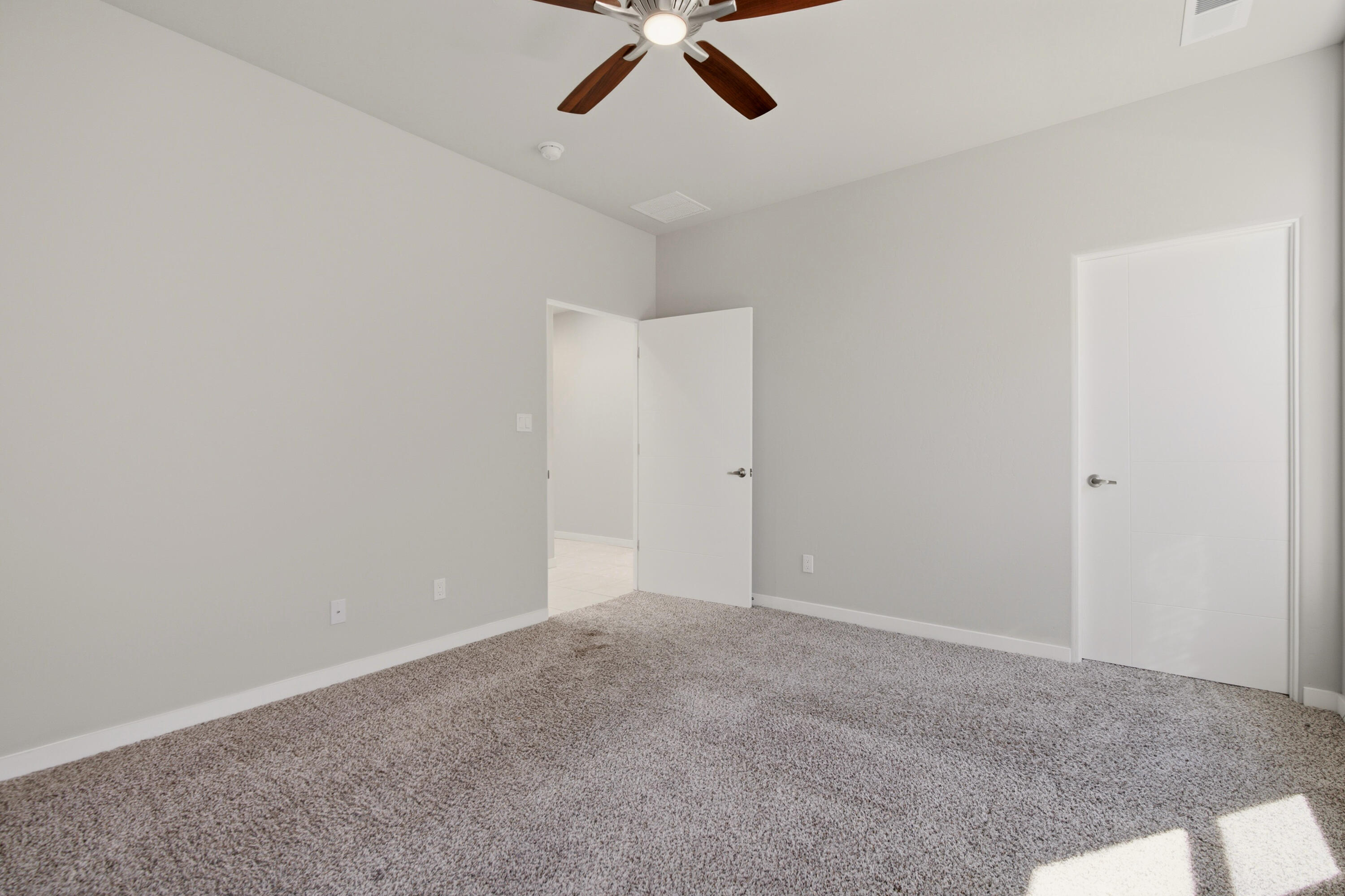 Photo 3 — 9503 Peak Vista Avenue NE