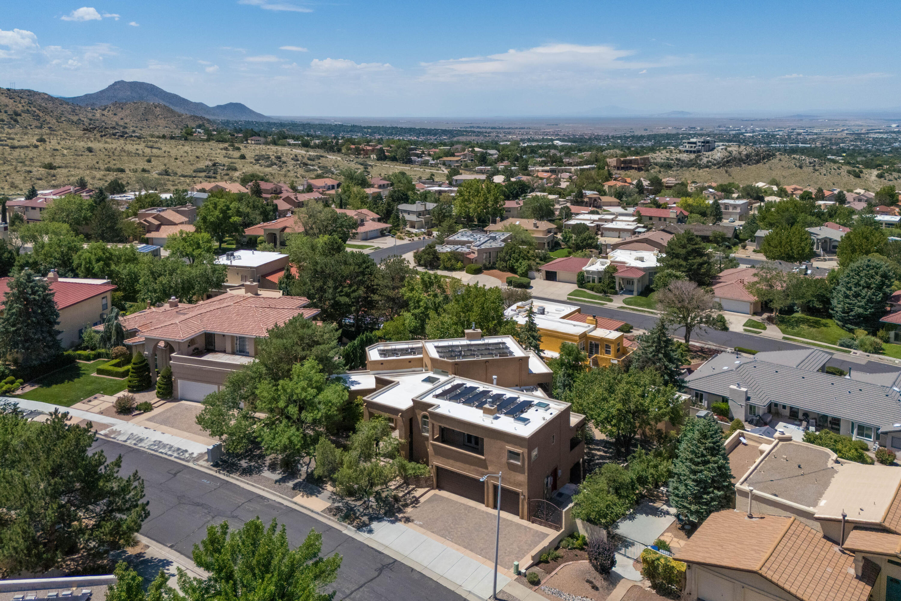 Photo 4 — 14016 Wind Mountain Road NE