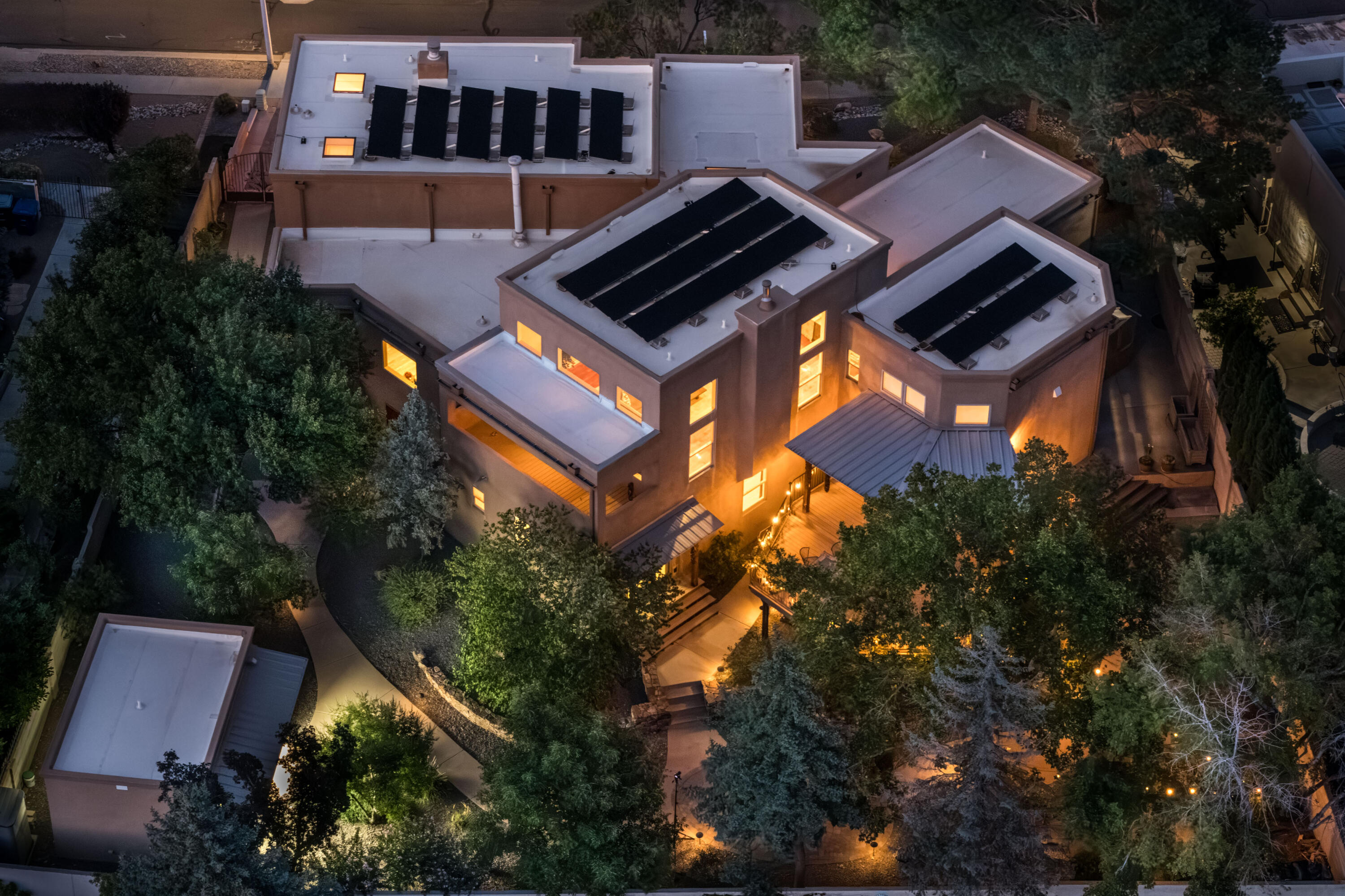 Photo 3 — 14016 Wind Mountain Road NE