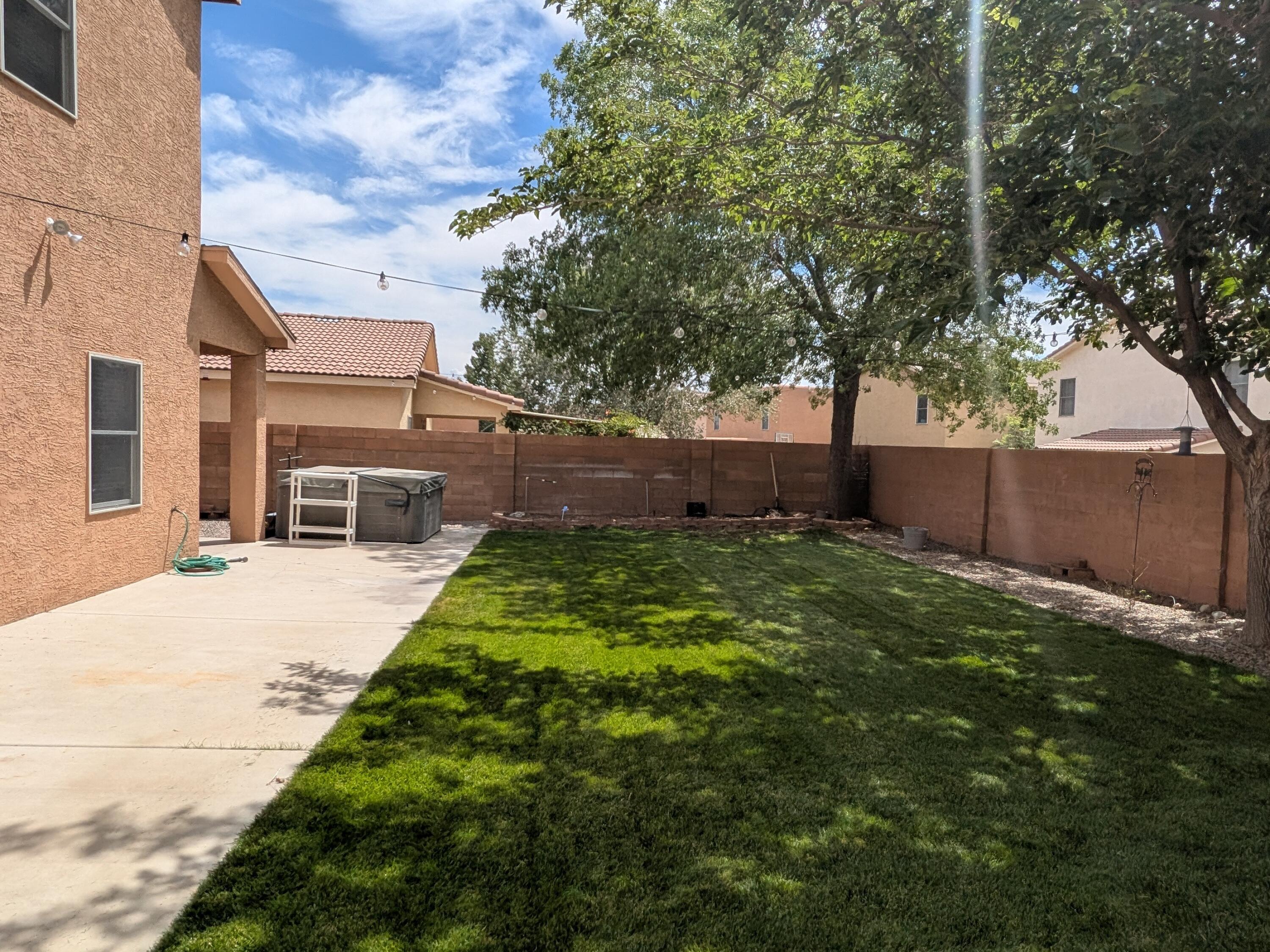 Photo 11 — 3253 San Ildefonso Loop NE