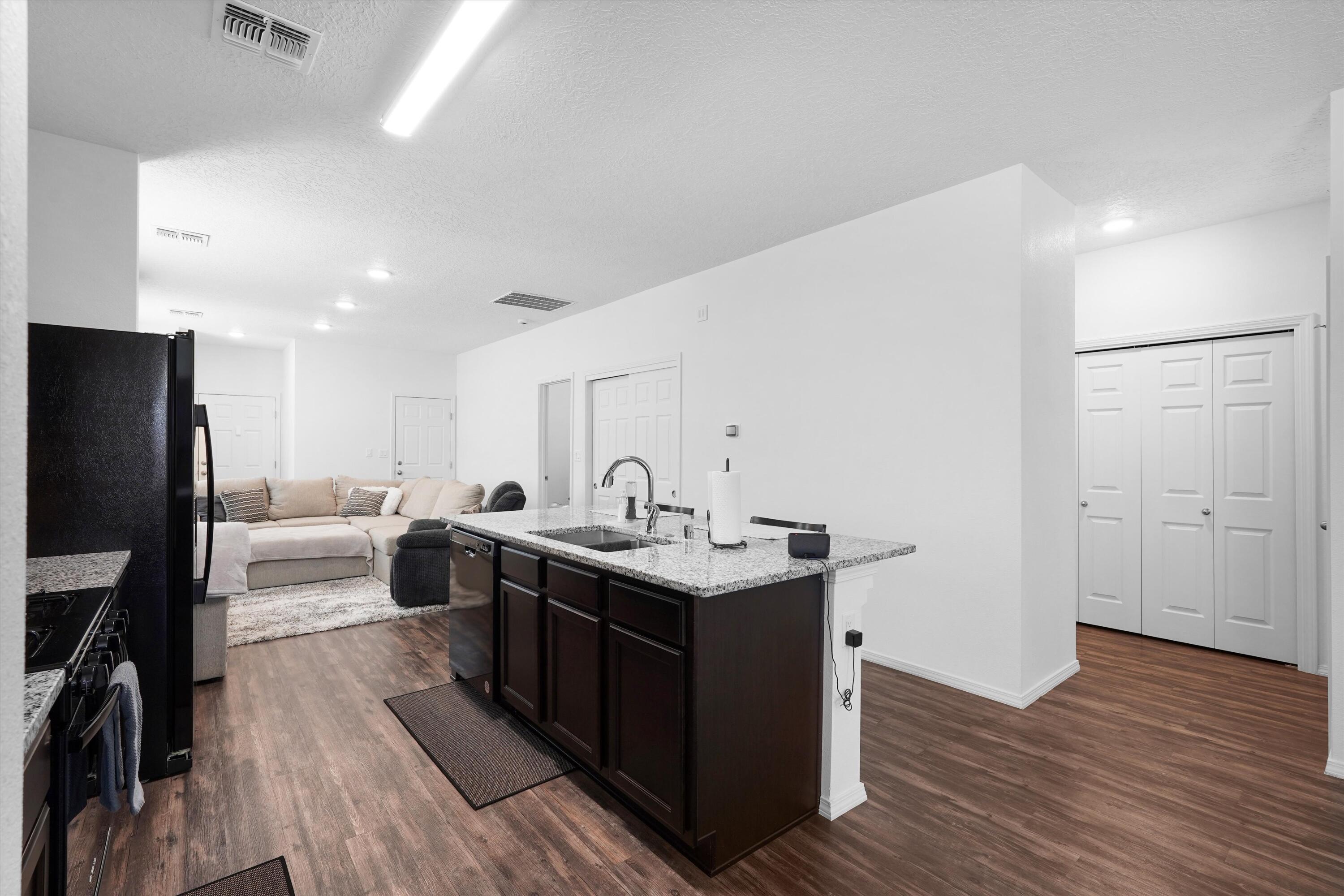 Photo 11 — 6291 Gannett Drive NE
