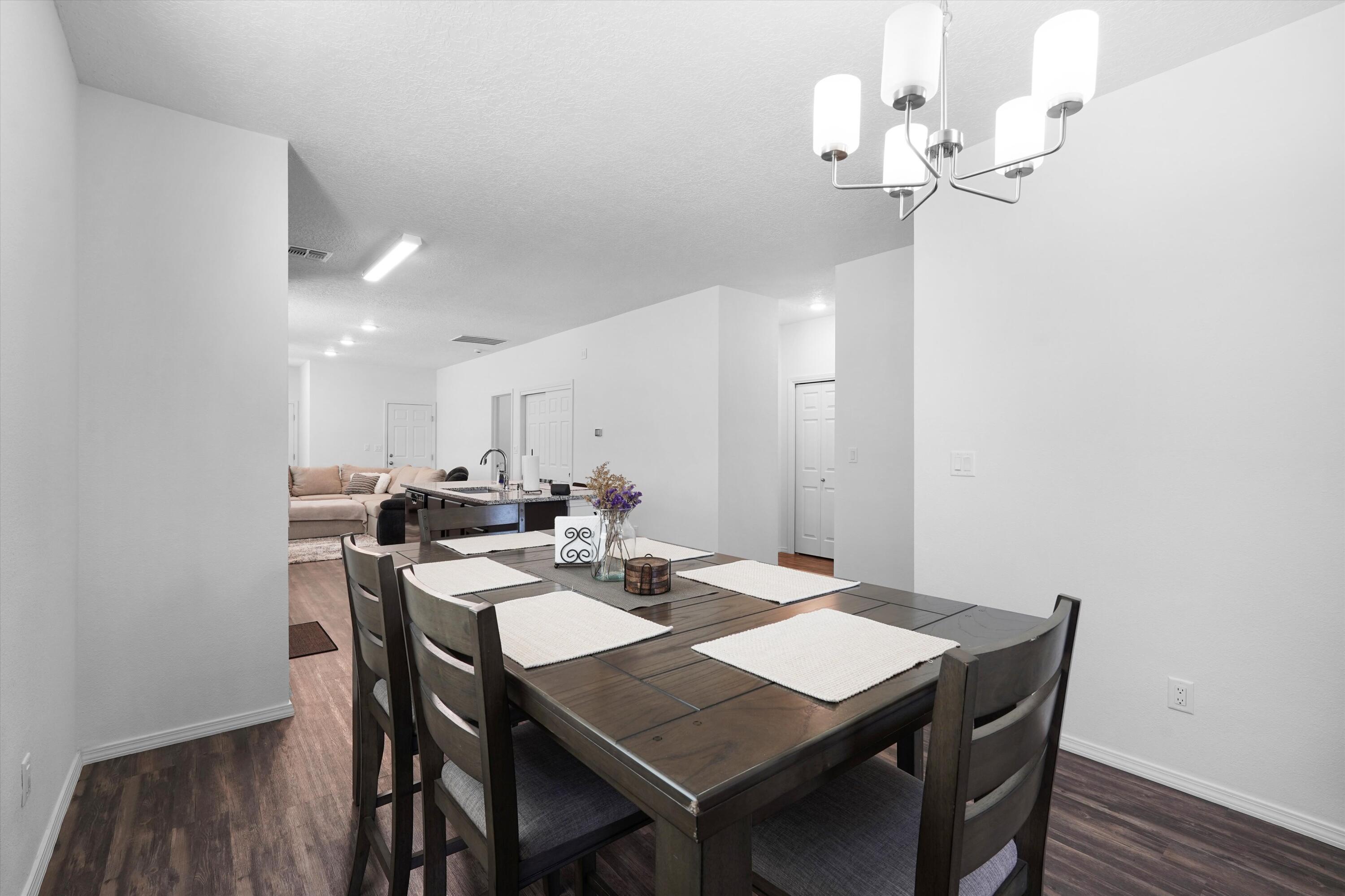 Photo 13 — 6291 Gannett Drive NE