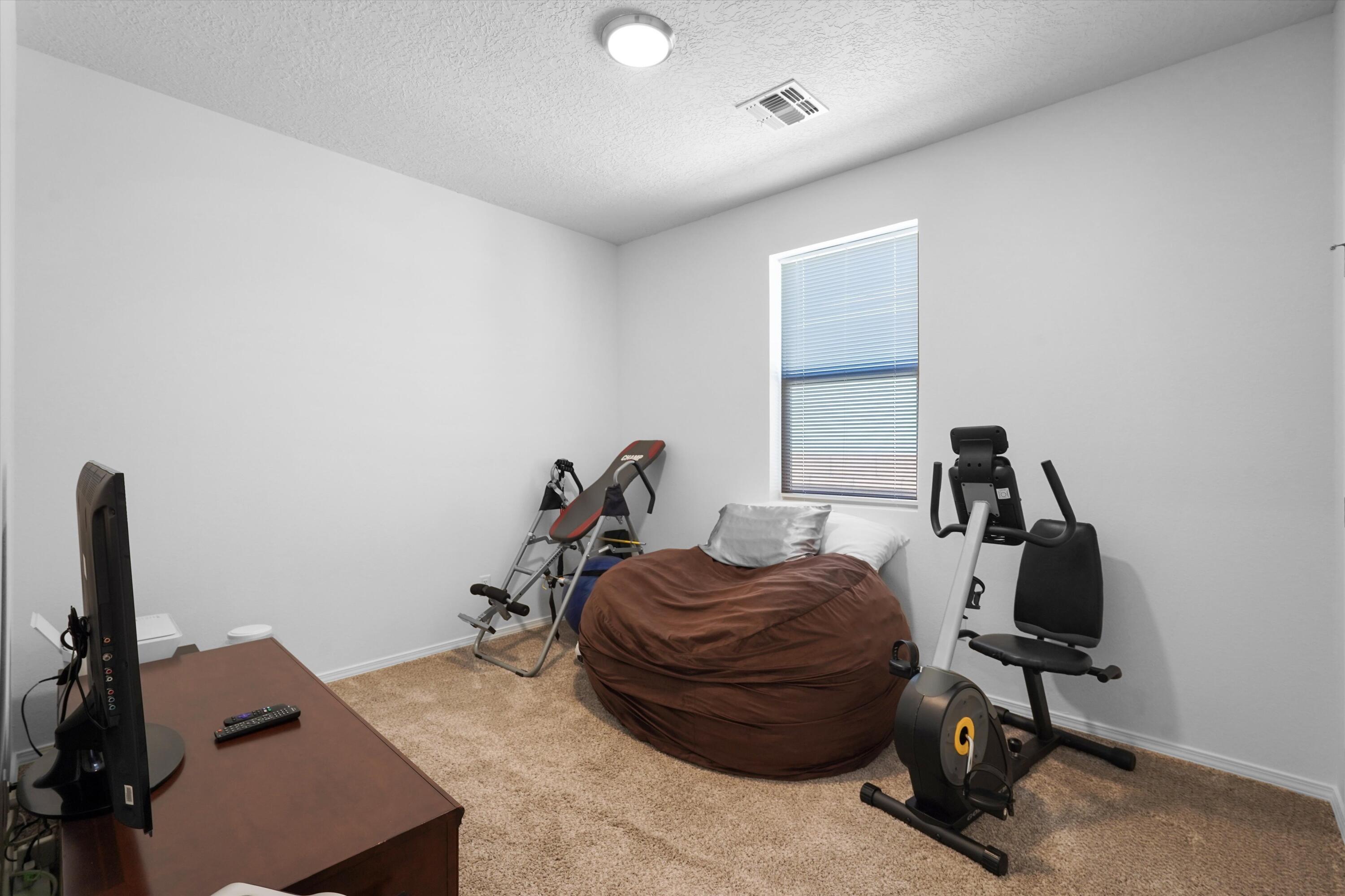 Photo 14 — 6291 Gannett Drive NE
