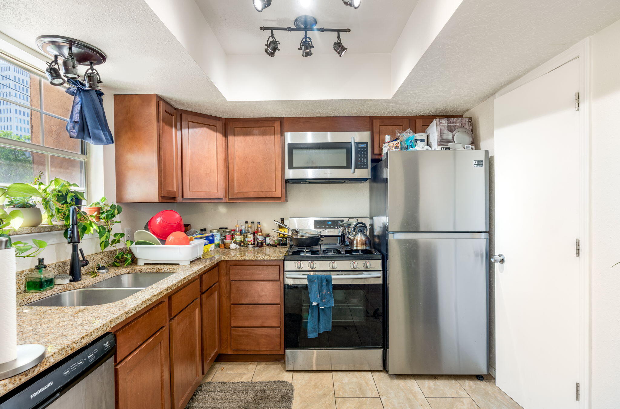 Photo 8 — 700 Fruit Avenue NW APT H