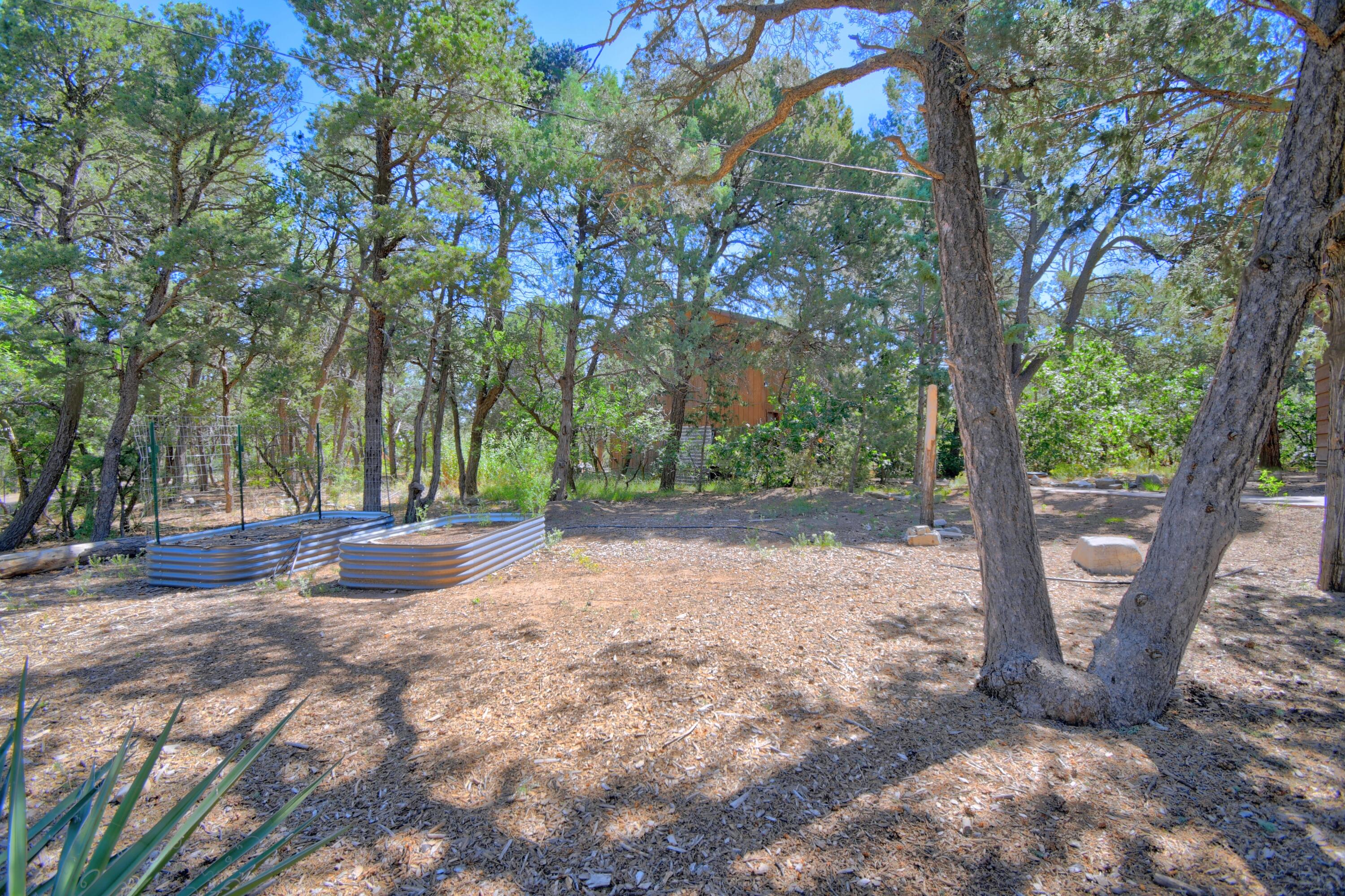 Photo 18 — 27 La Cresta Circle