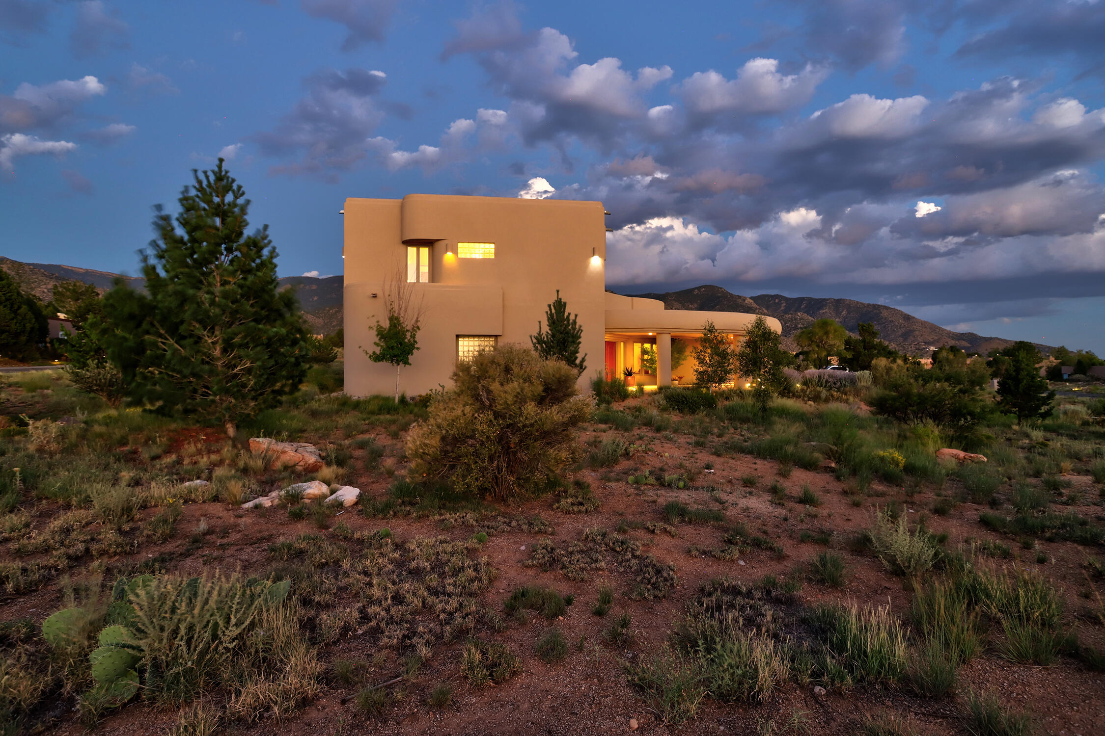 Photo 5 — 13407 Desert Zinnia Court NE