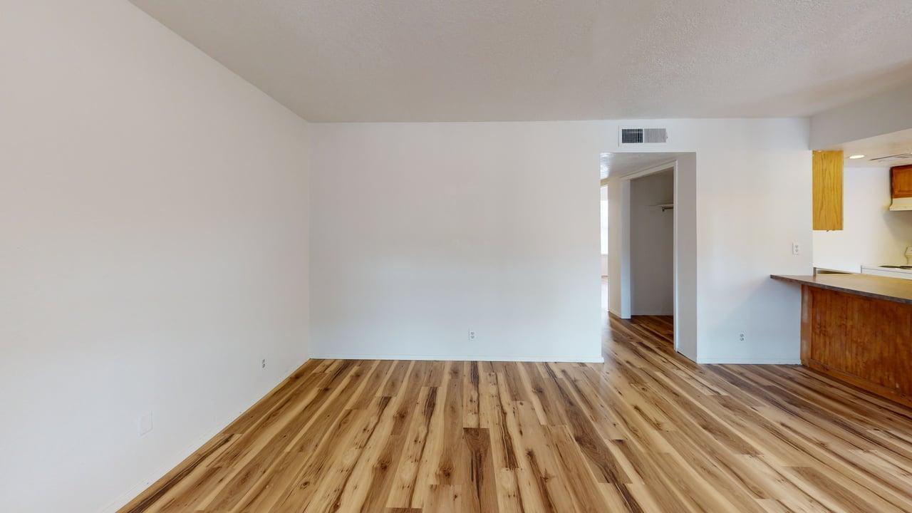 Photo 19 — 2810 Vail Avenue SE