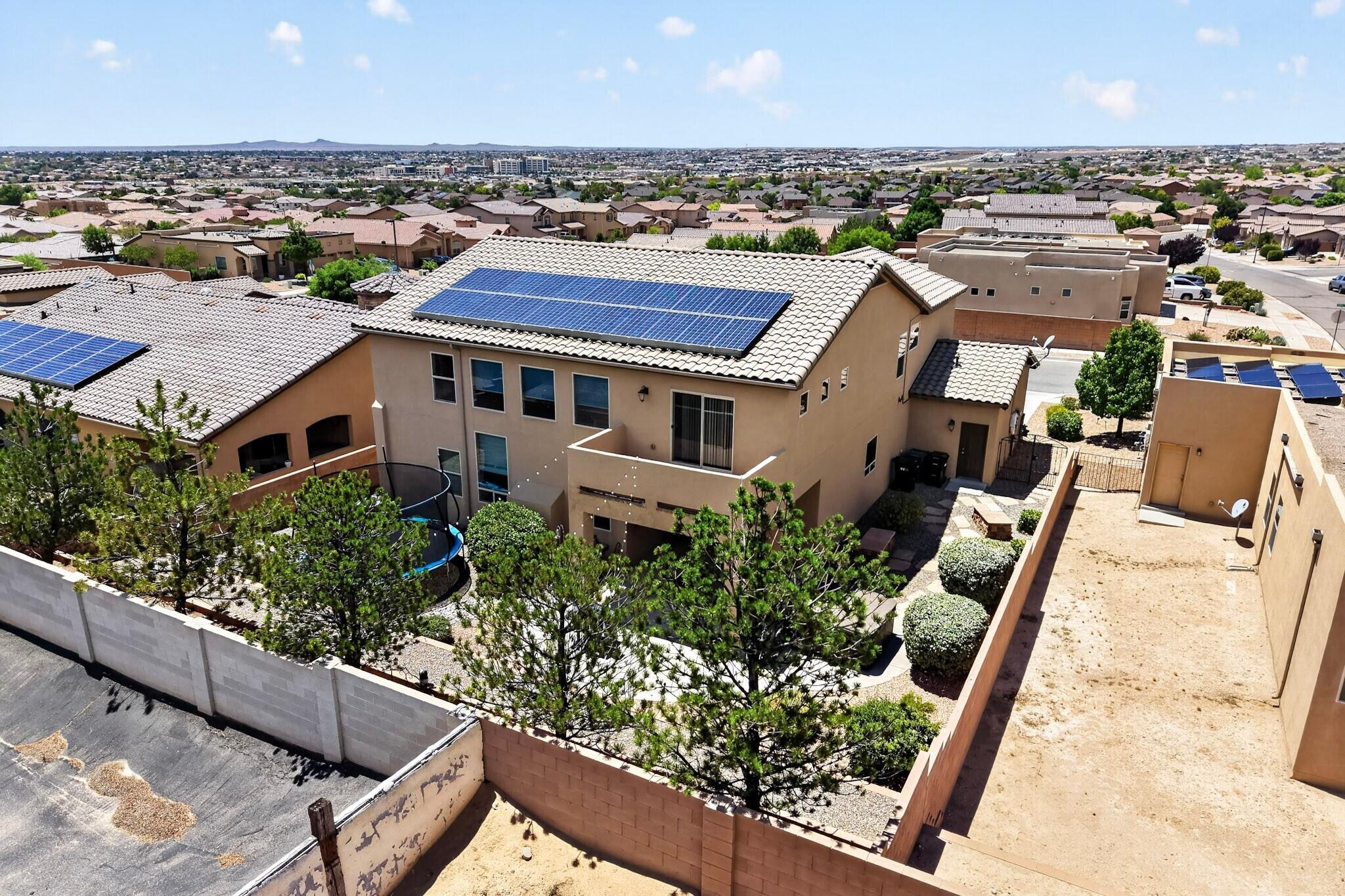 Photo 5 — 1704 Roble Drive SE