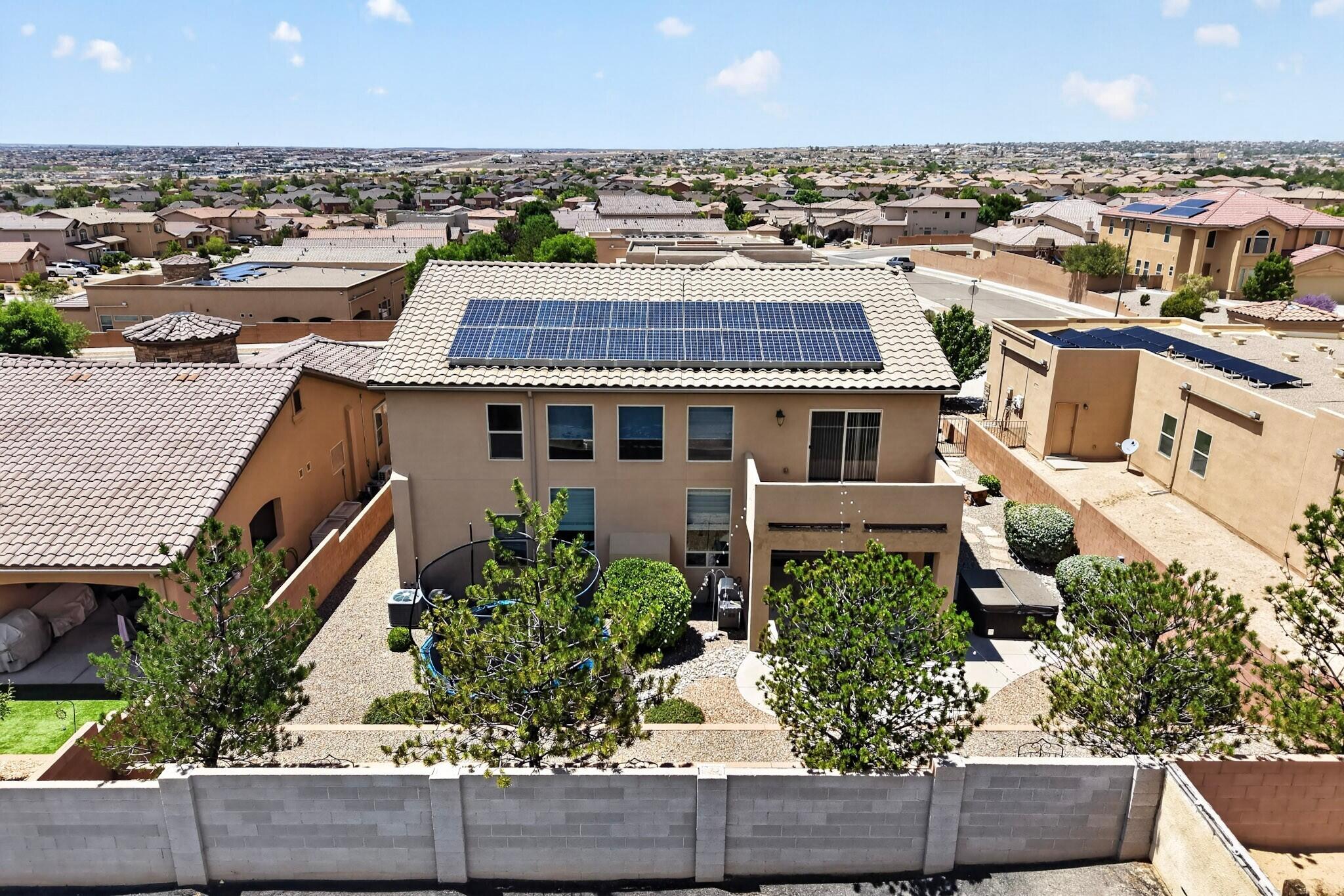 Photo 4 — 1704 Roble Drive SE