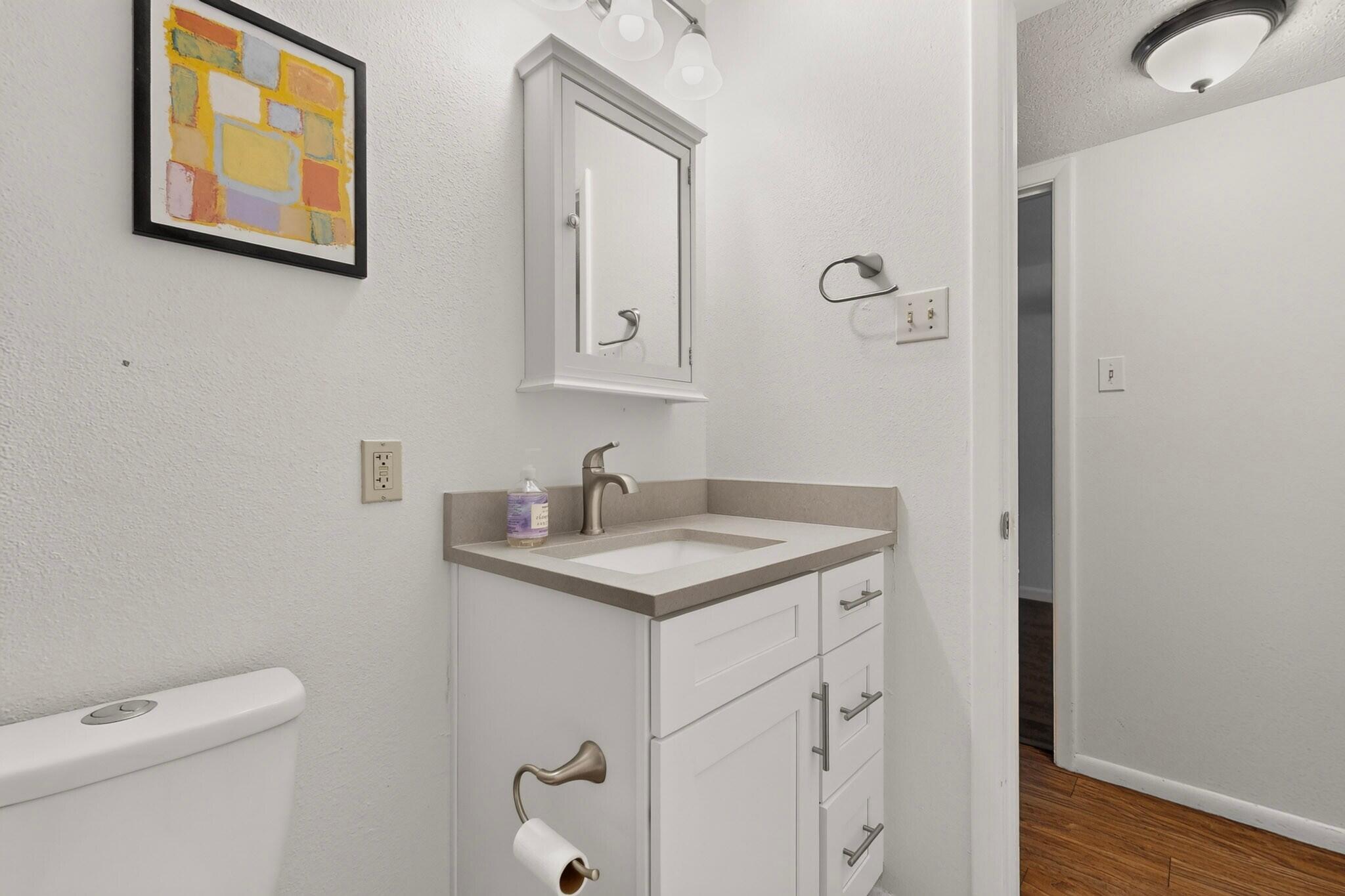 Photo 15 — 753 Camino Floretta NW