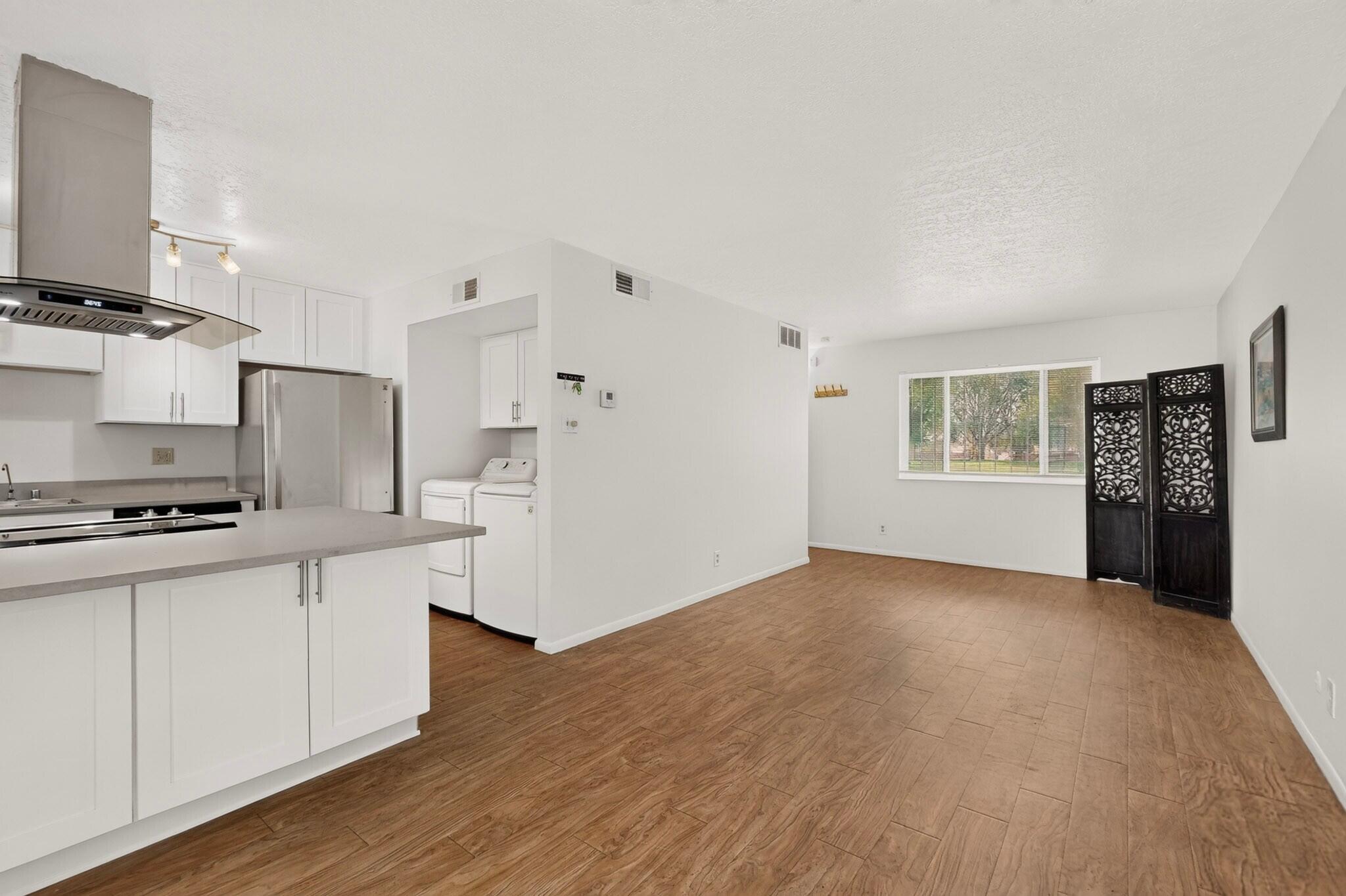 Photo 6 — 753 Camino Floretta NW