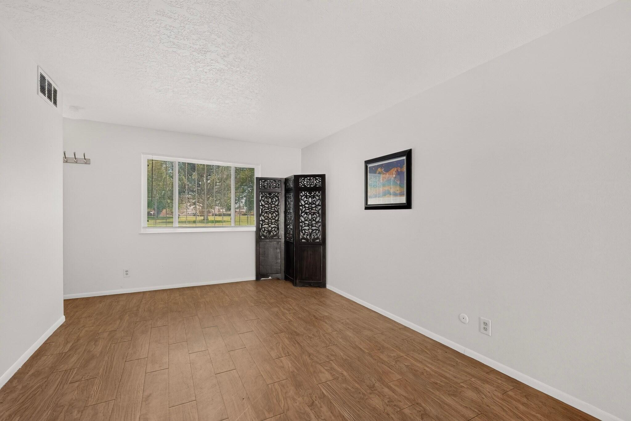 Photo 9 — 753 Camino Floretta NW