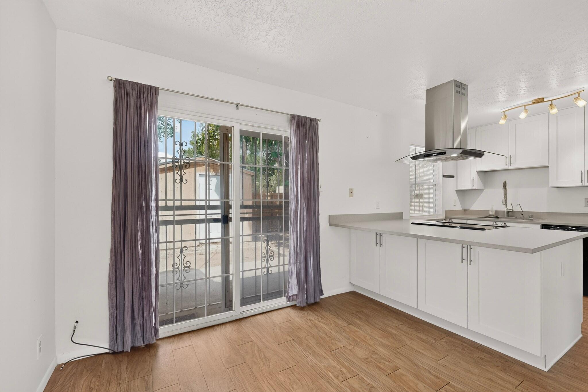 Photo 10 — 753 Camino Floretta NW