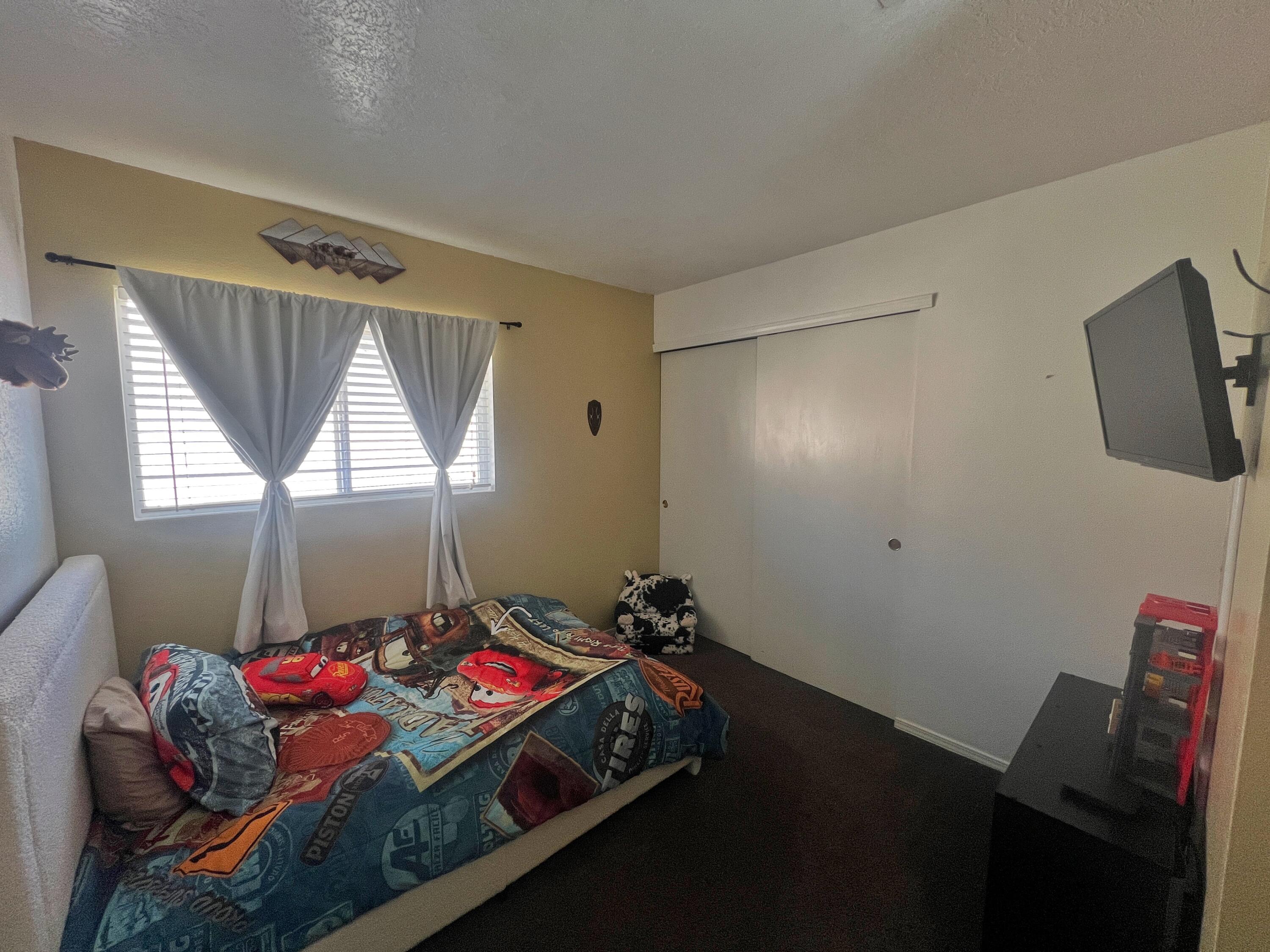 Photo 2 — 6148 Malpais Park Avenue NW