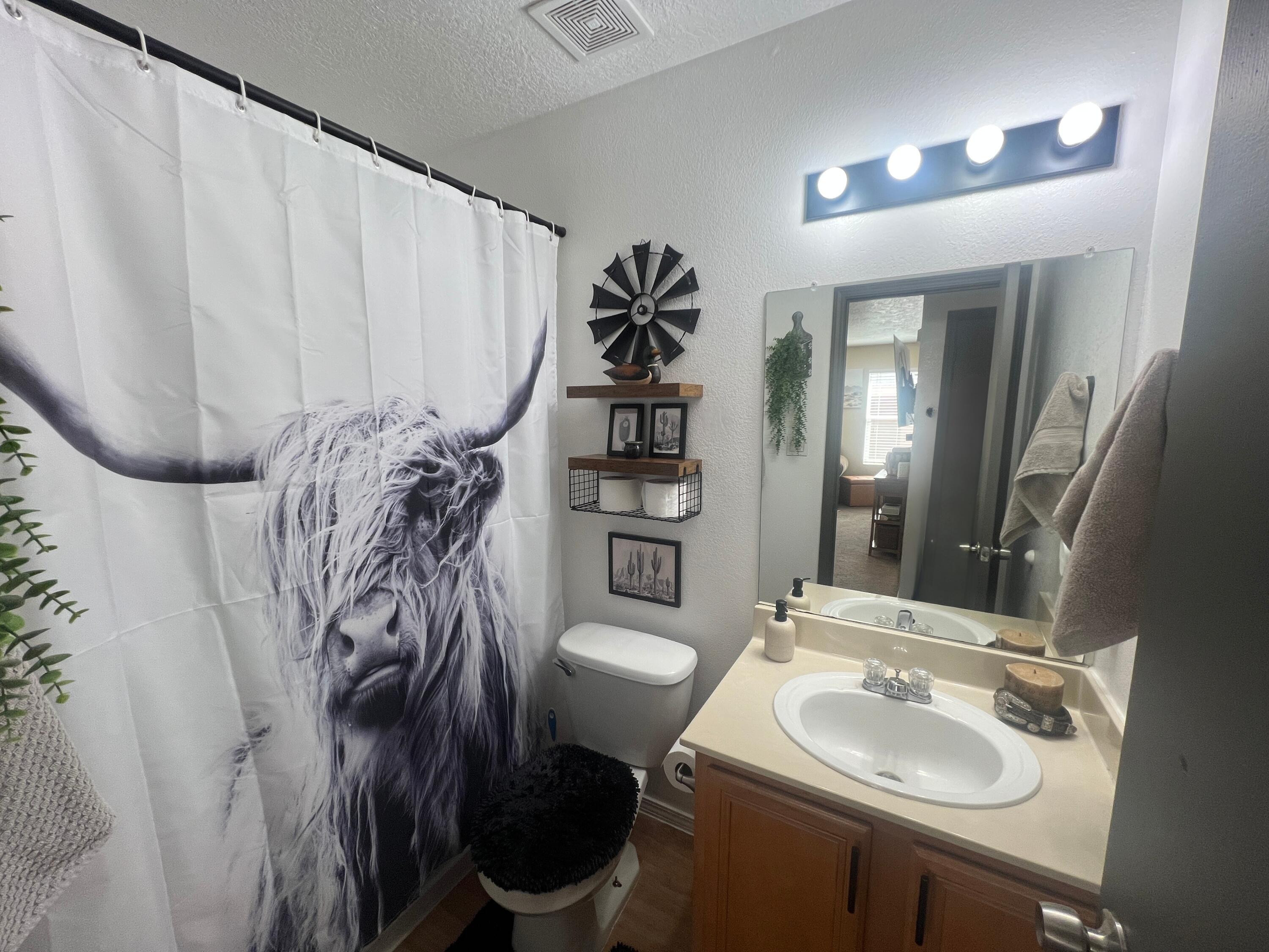 Photo 6 — 6148 Malpais Park Avenue NW