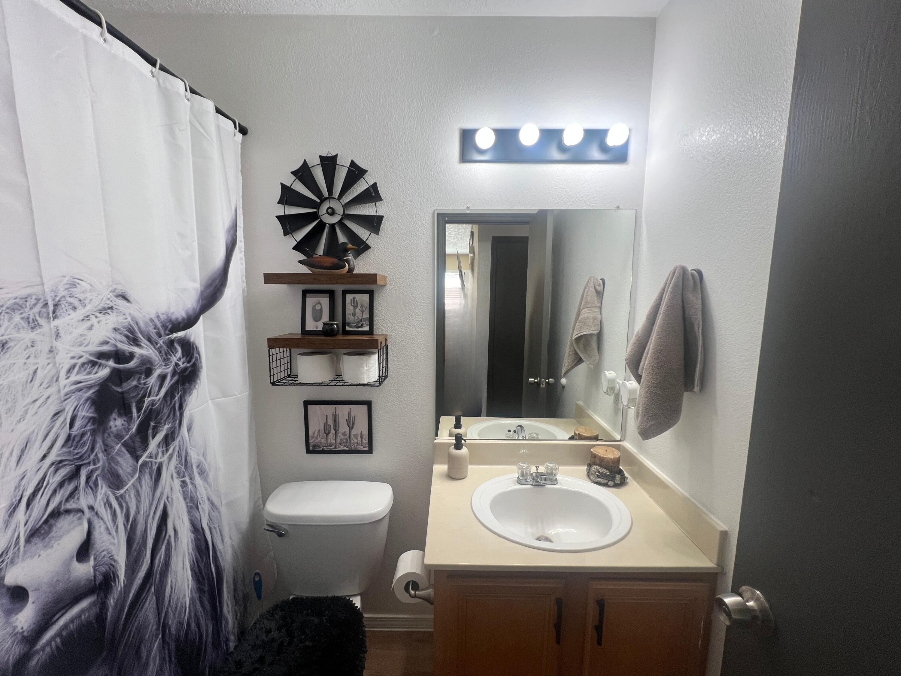 Photo 7 — 6148 Malpais Park Avenue NW