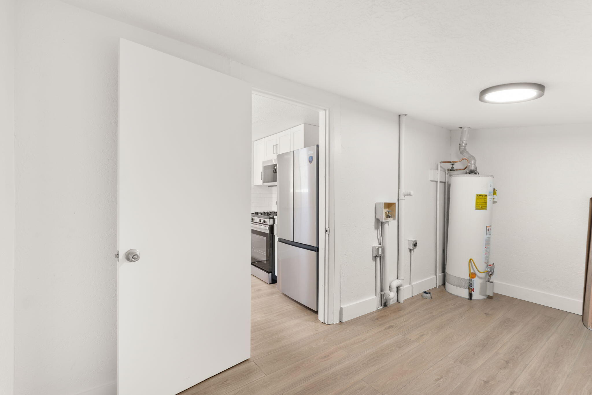 Photo 4 — 619 5th Street SW