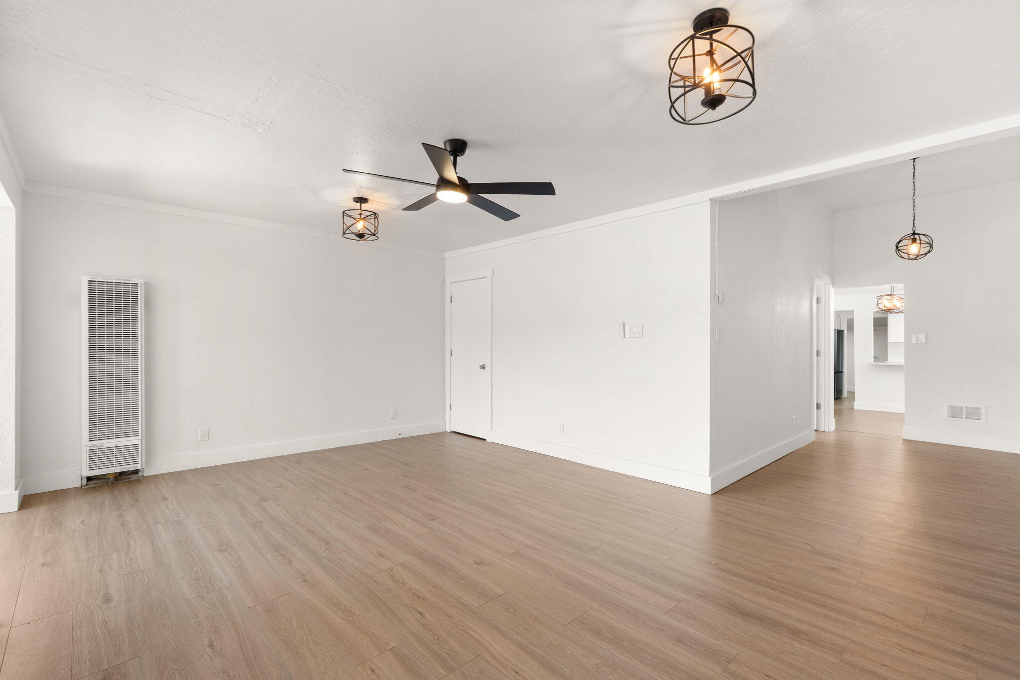 Photo 18 — 619 5th Street SW