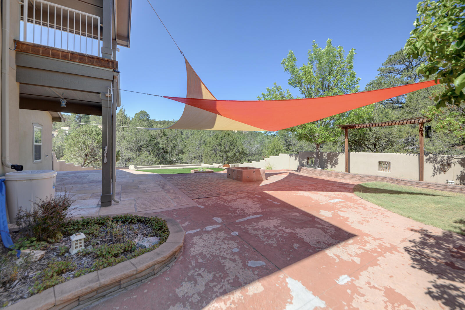Photo 8 — 27 Forest Road
