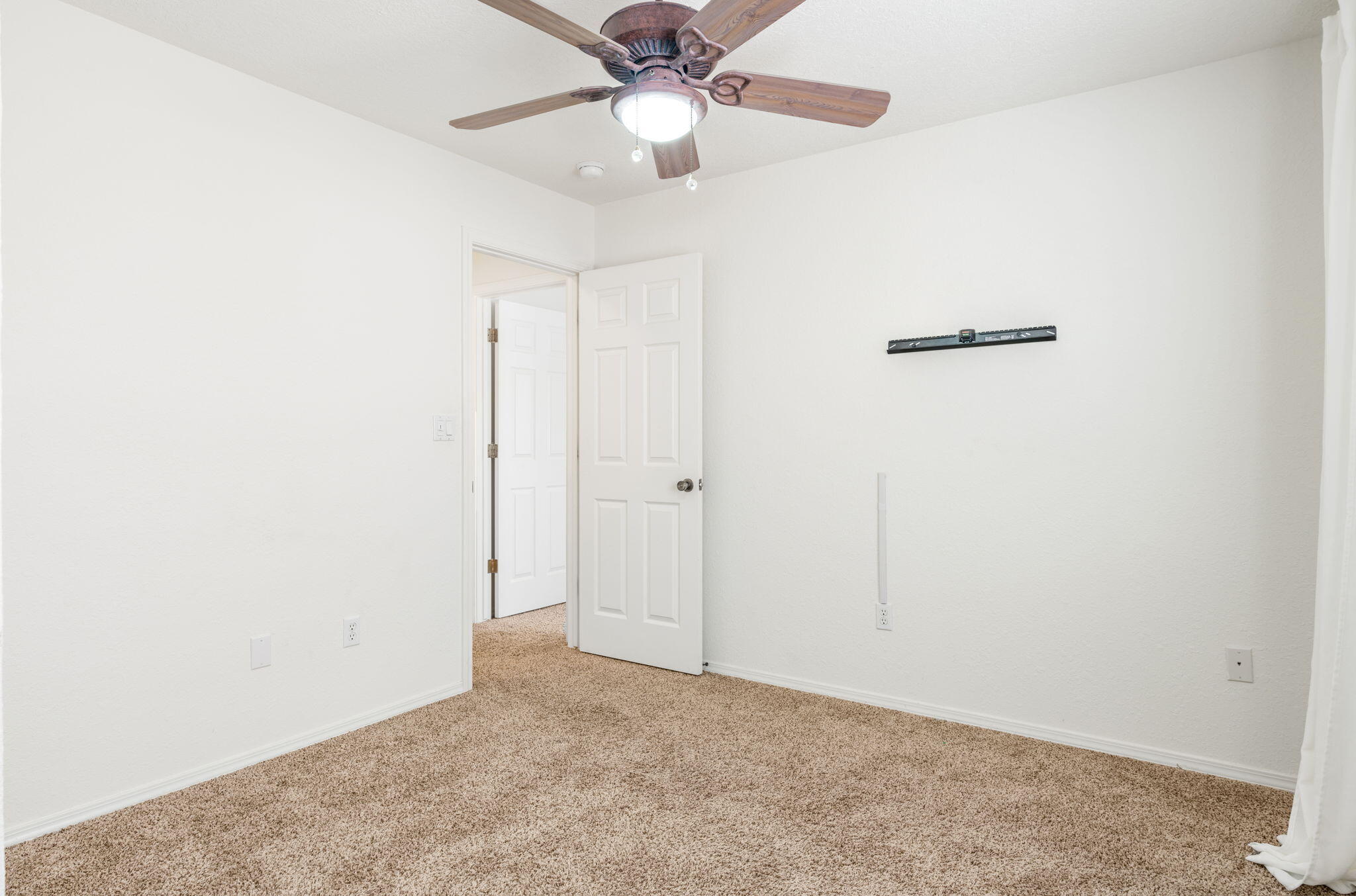 Photo 2 — 4701 Morris Street NE APT 1303
