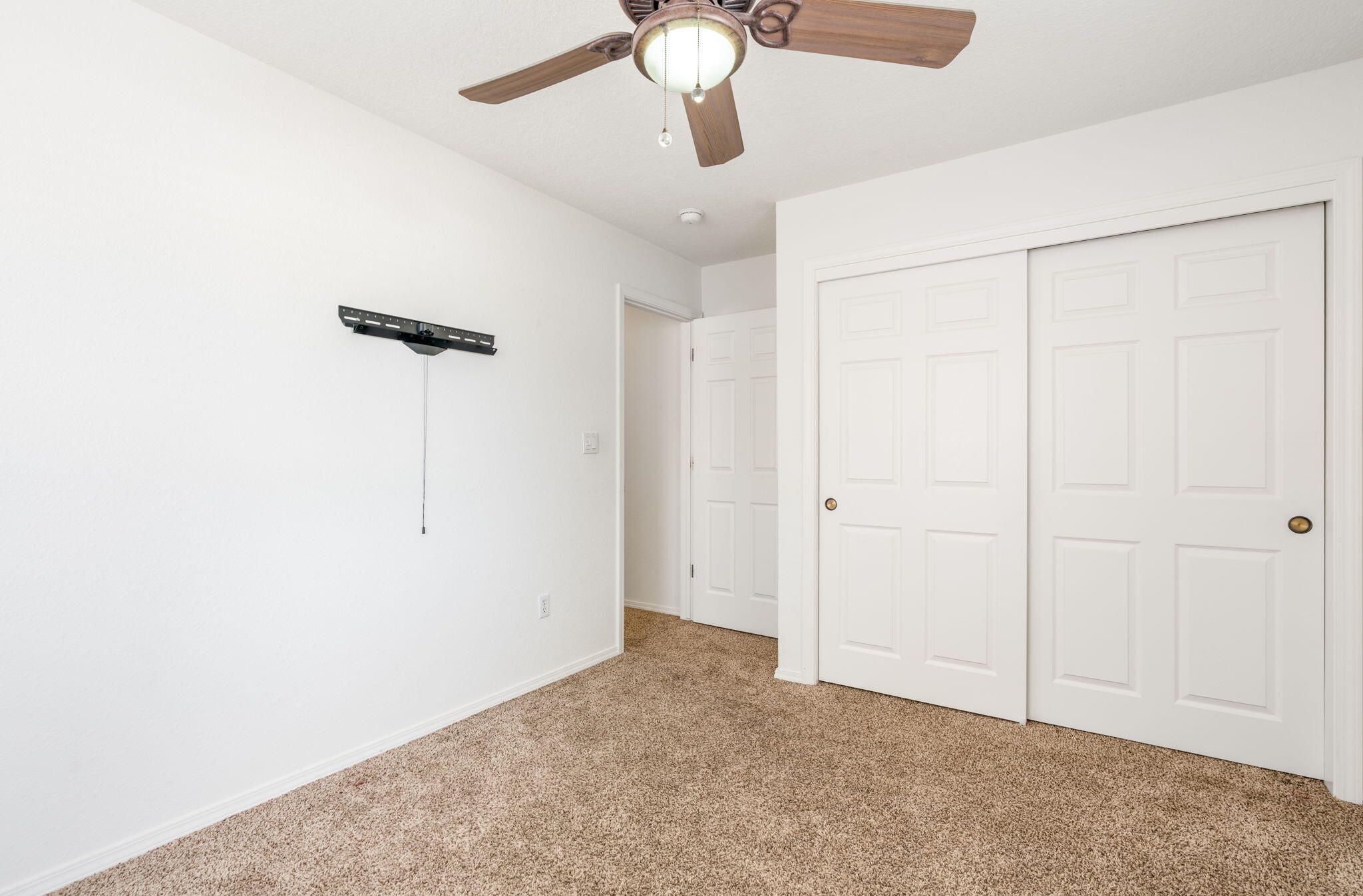 Photo 4 — 4701 Morris Street NE APT 1303