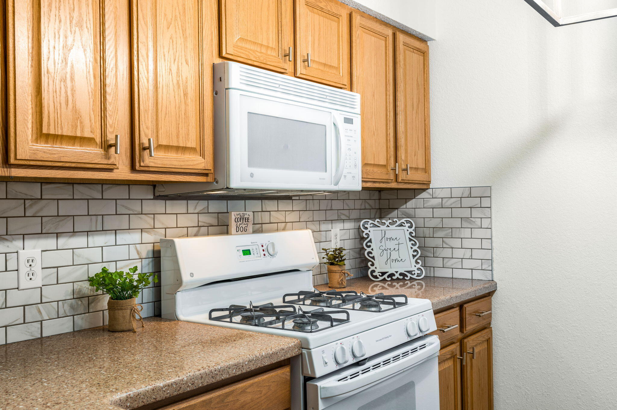 Photo 19 — 4701 Morris Street NE APT 1303