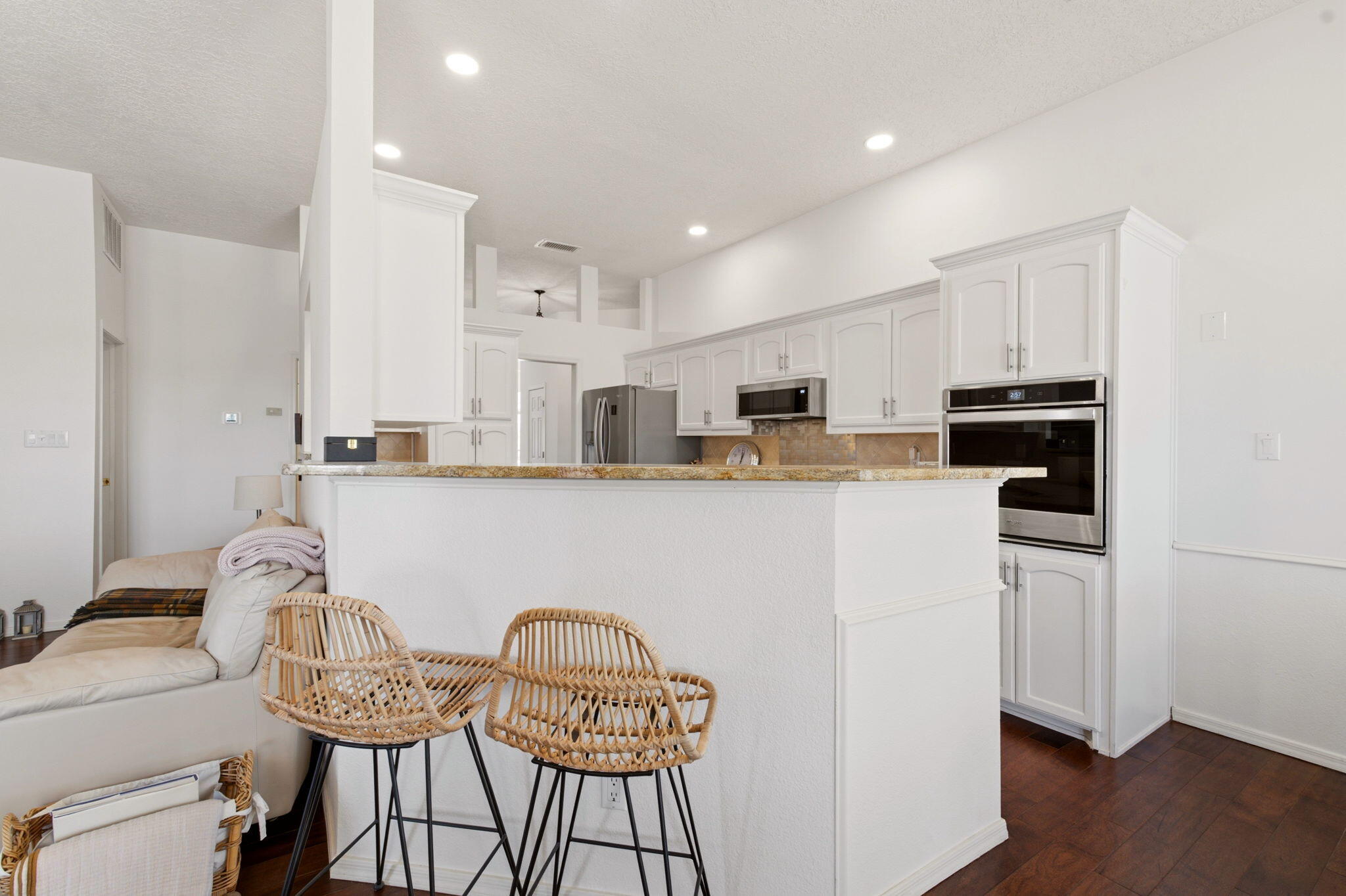Photo 7 — 1684 Savannah Court NE