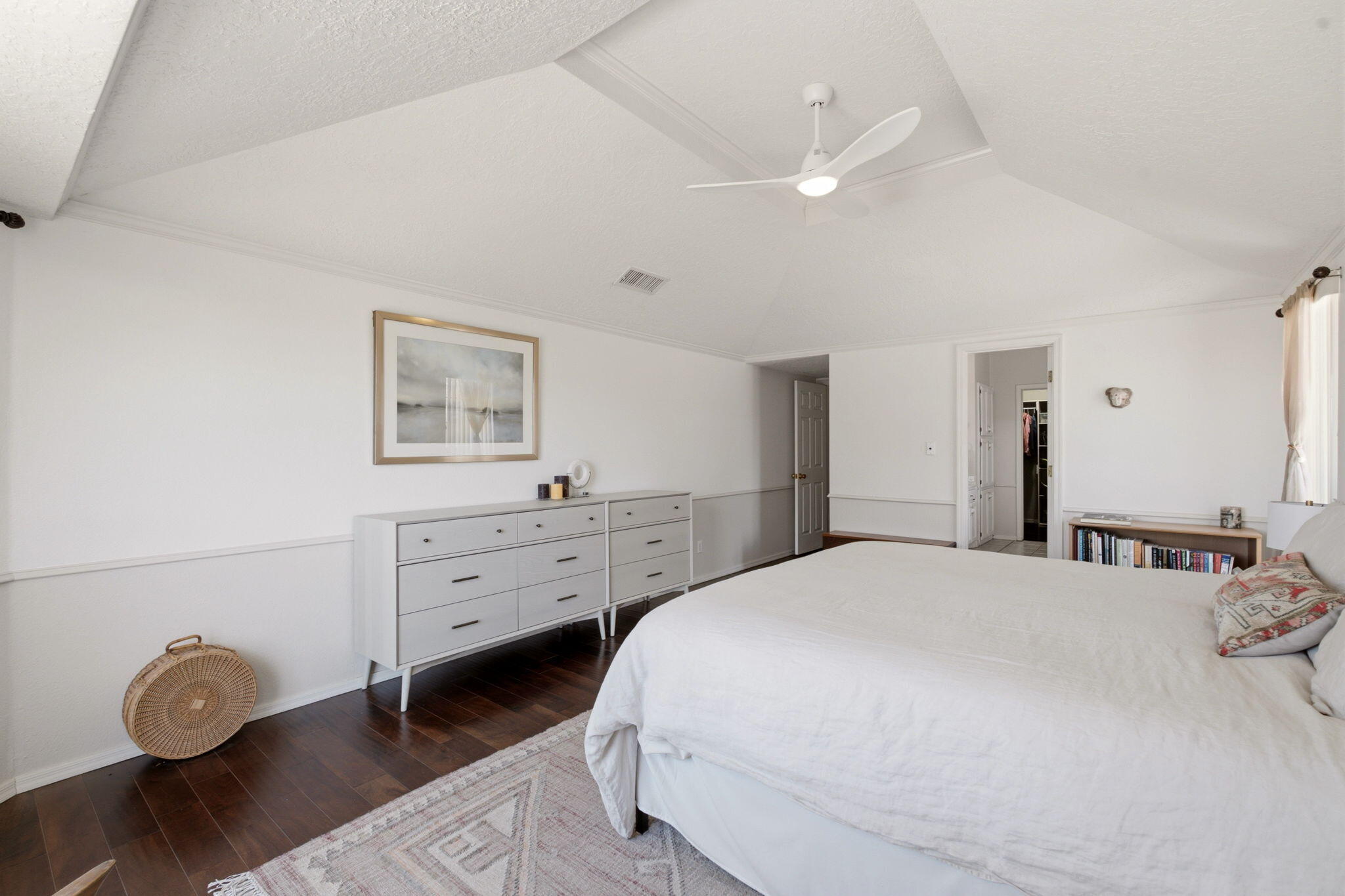 Photo 11 — 1684 Savannah Court NE