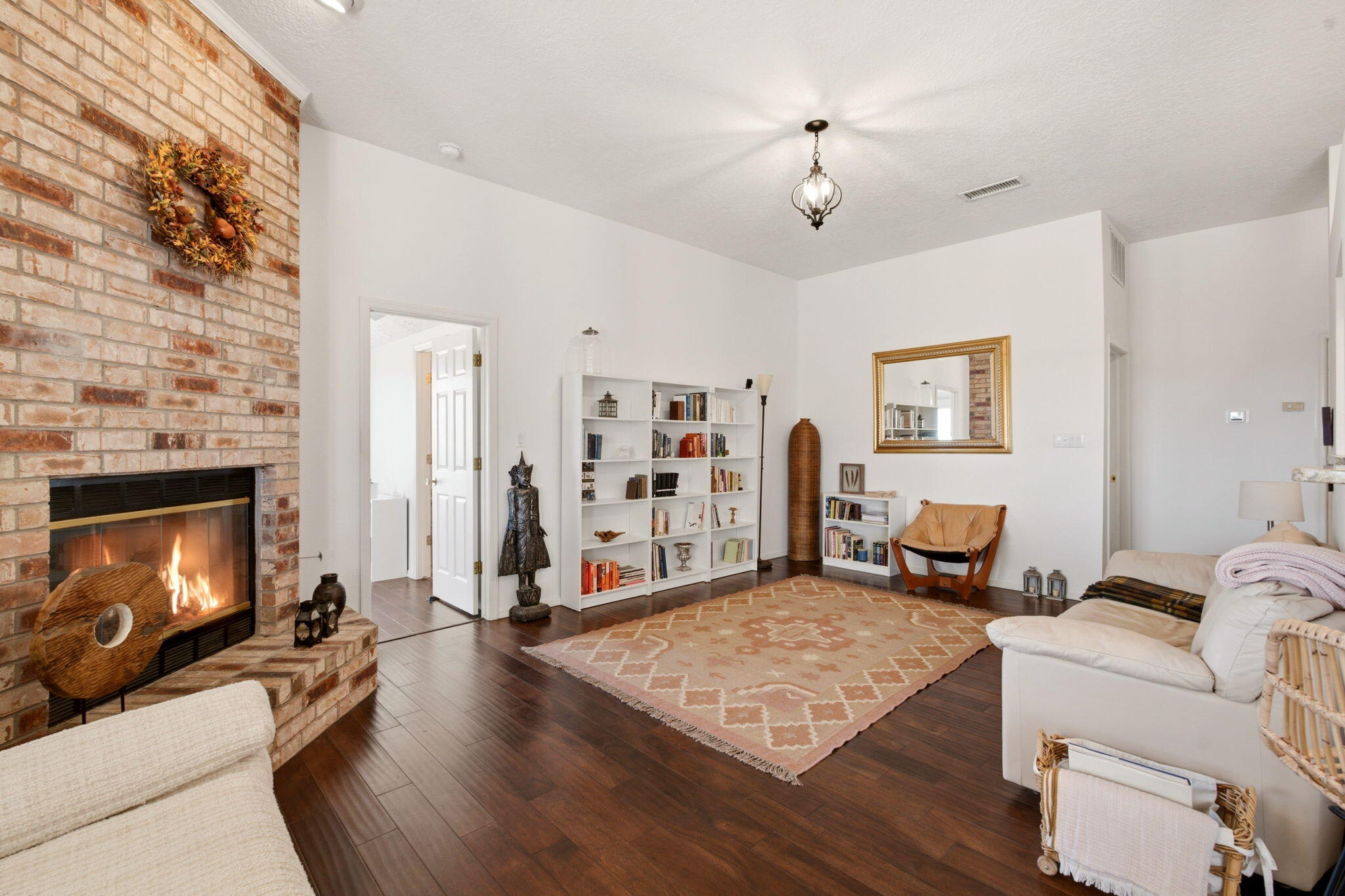 Photo 5 — 1684 Savannah Court NE