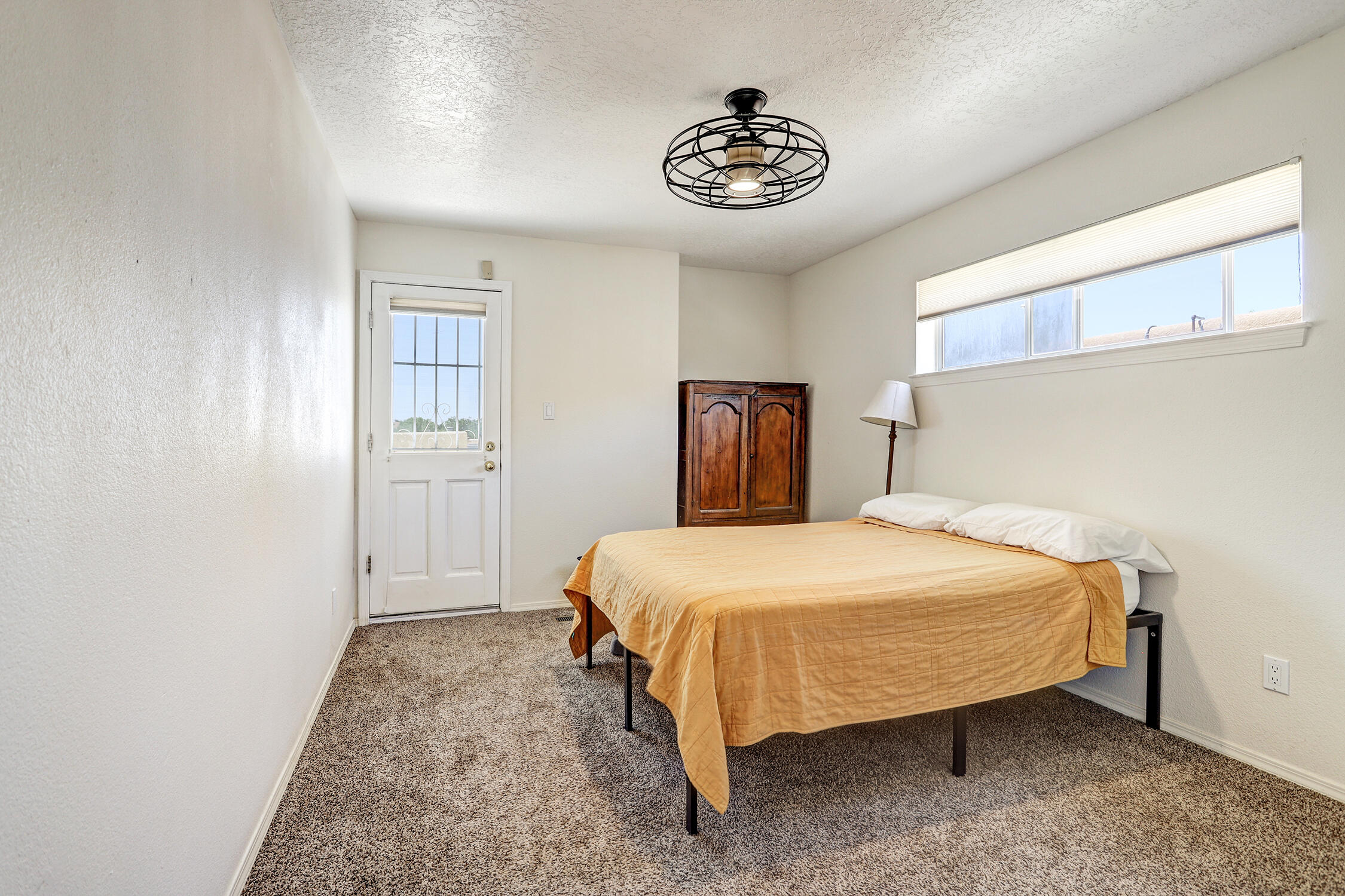 Photo 4 — 11221 Academy Ridge Road NE