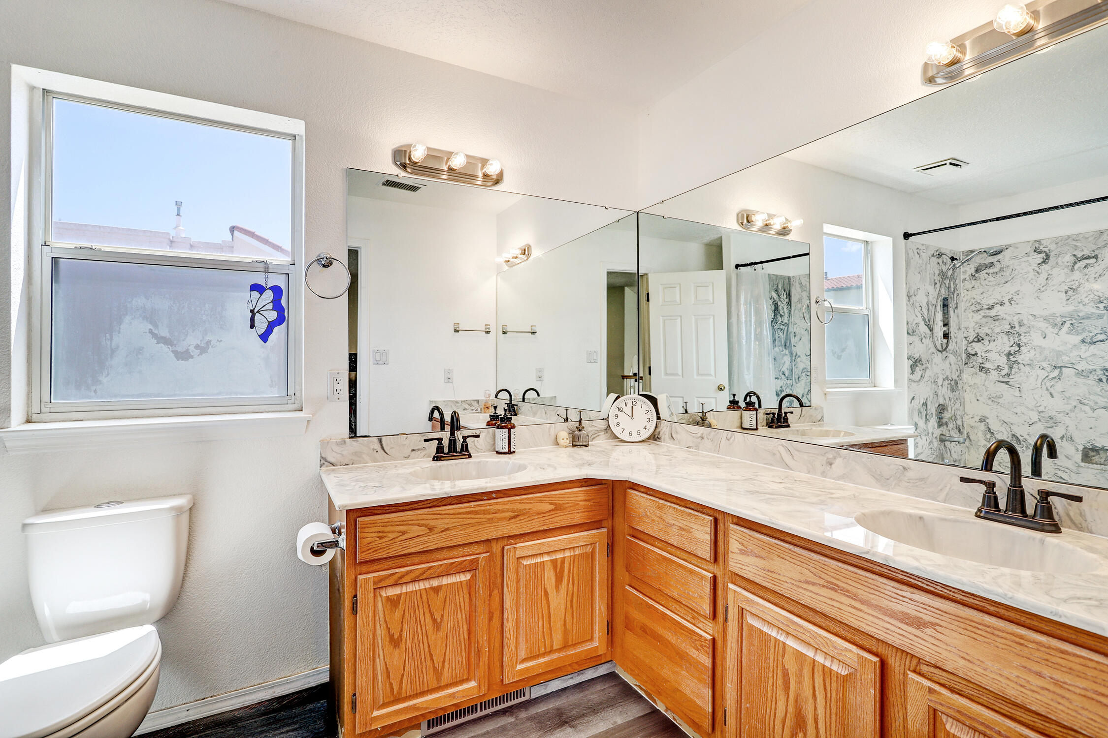 Photo 7 — 11221 Academy Ridge Road NE