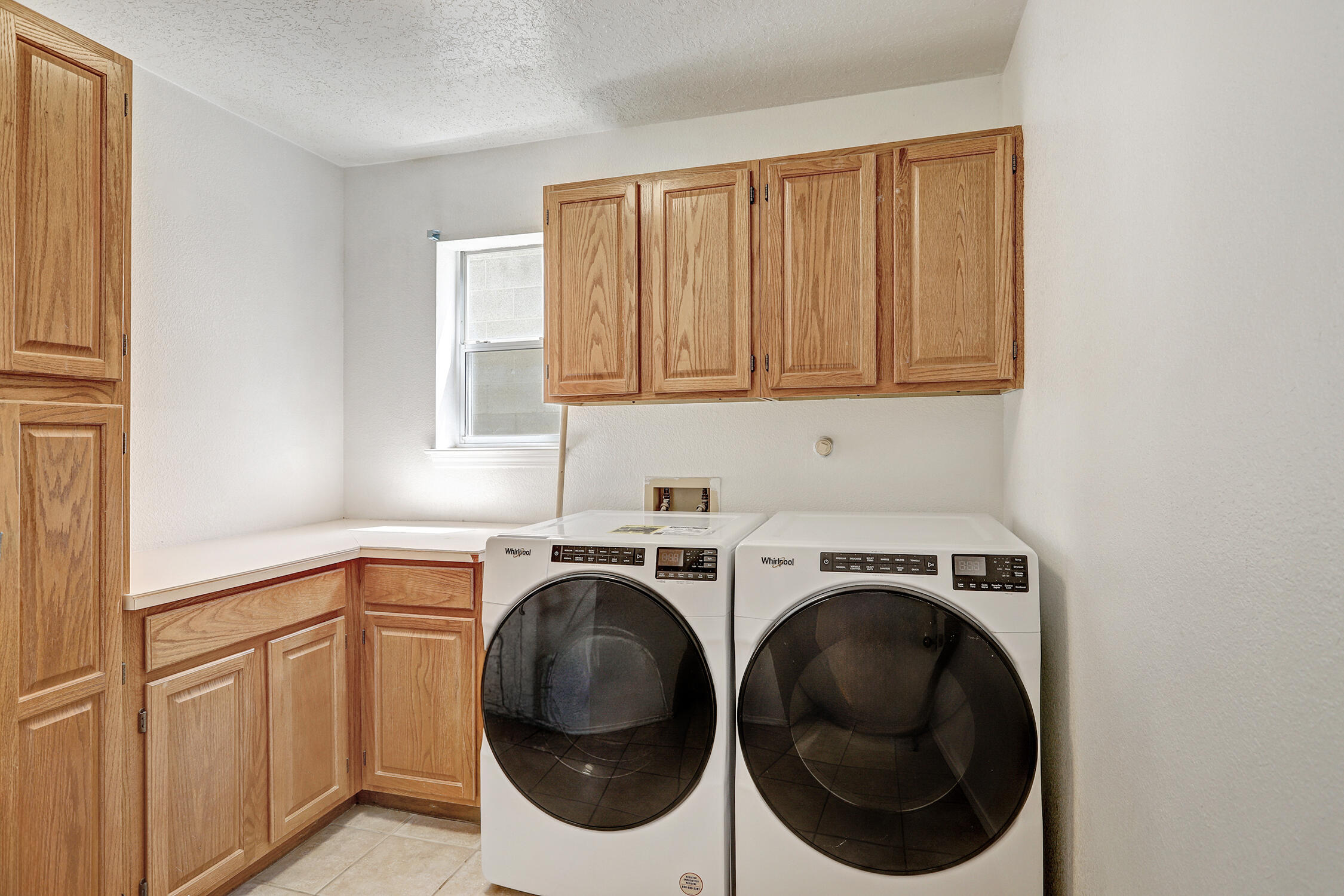 Photo 8 — 11221 Academy Ridge Road NE