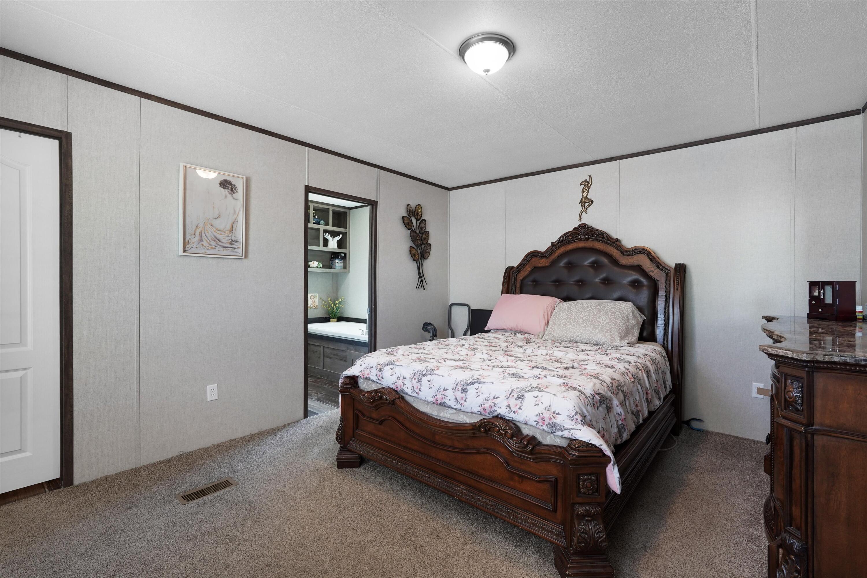 Photo 17 — 1907 Buena Vista Drive SE TRLR 88