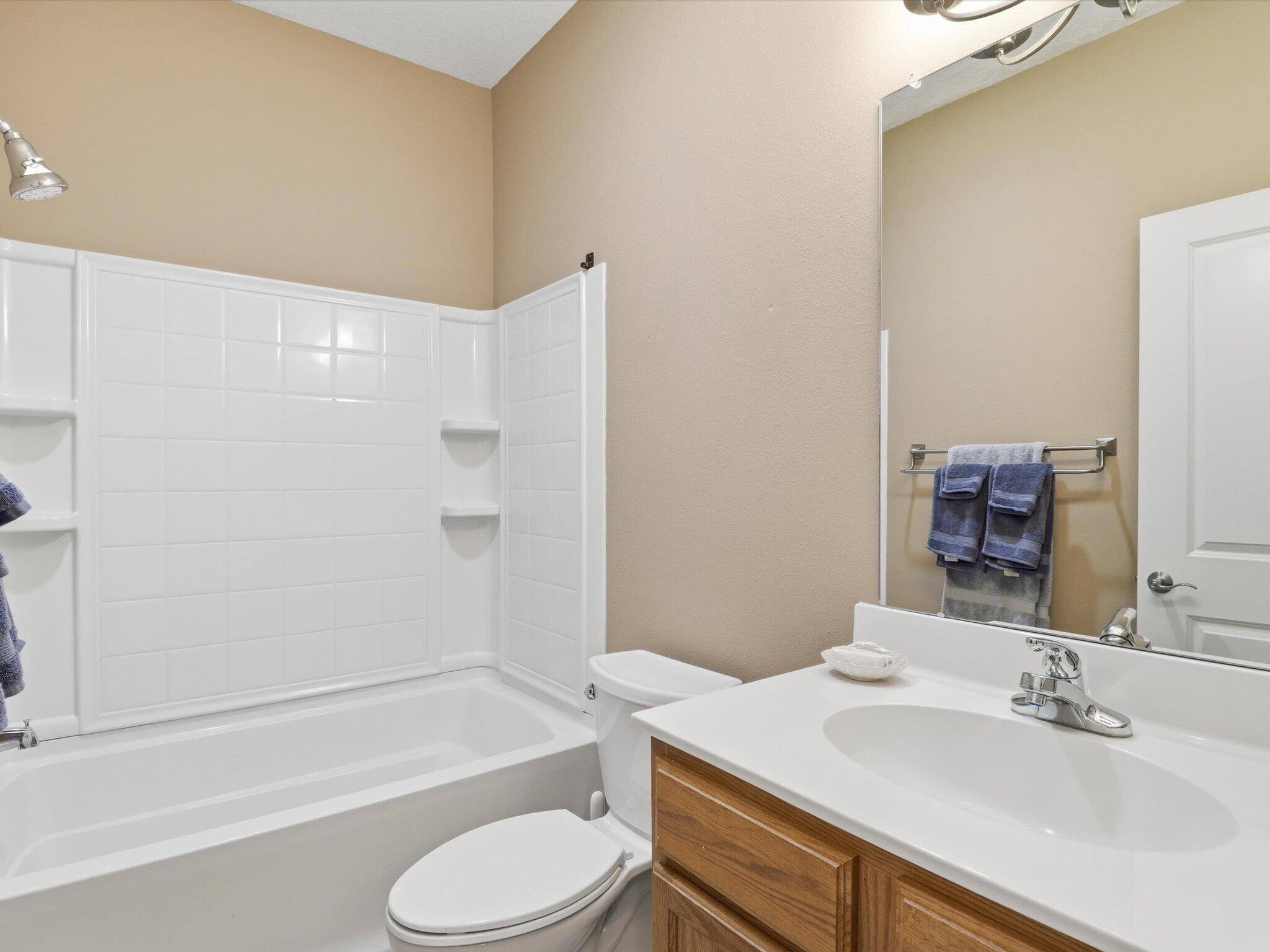 Photo 11 — 470 Zuni River Circle SW