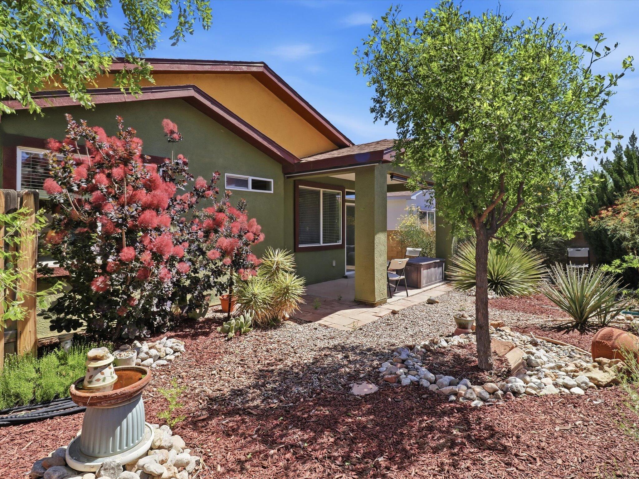 Photo 16 — 470 Zuni River Circle SW