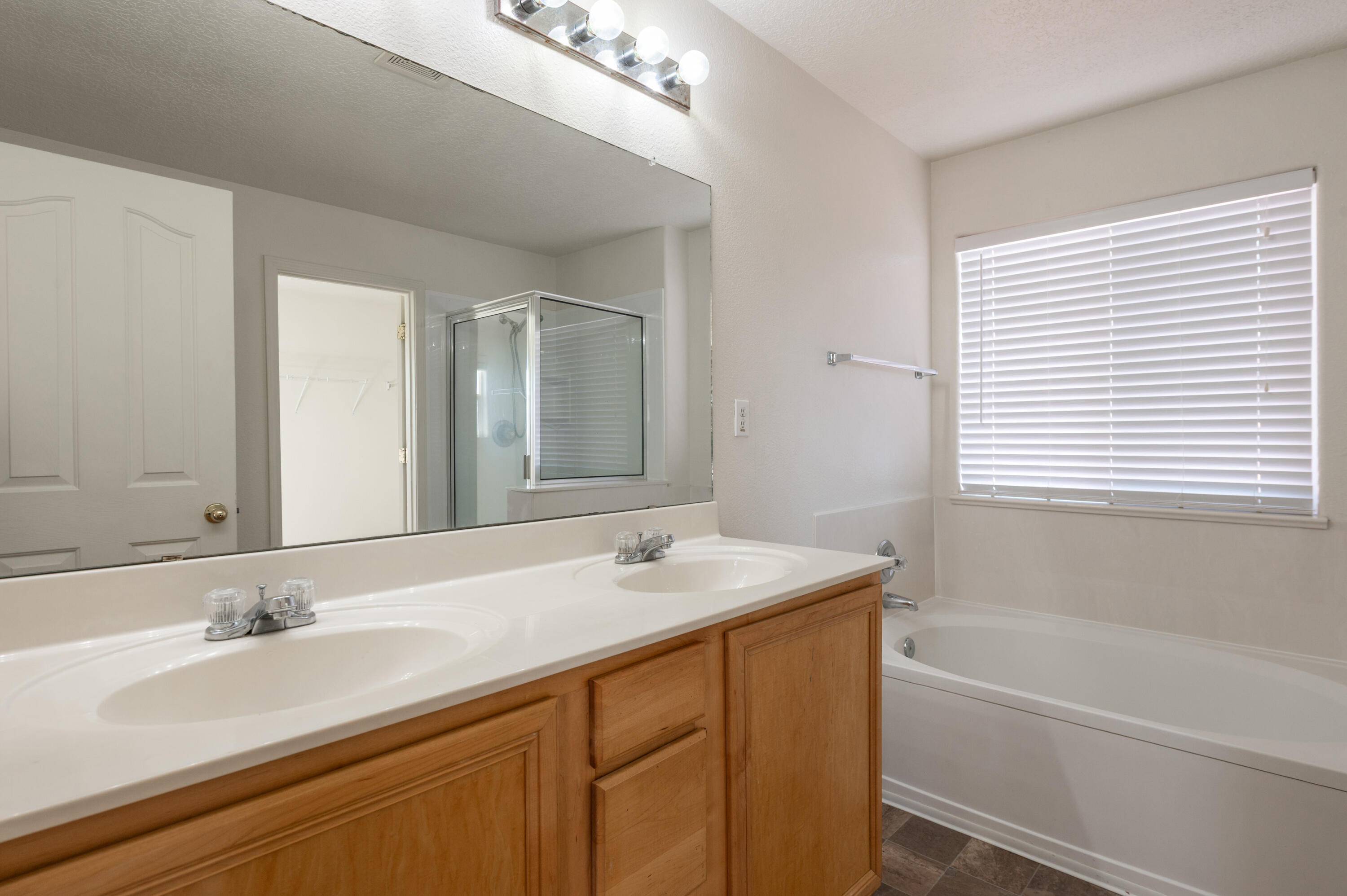 Photo 16 — 3540 Clear Creek Road NE