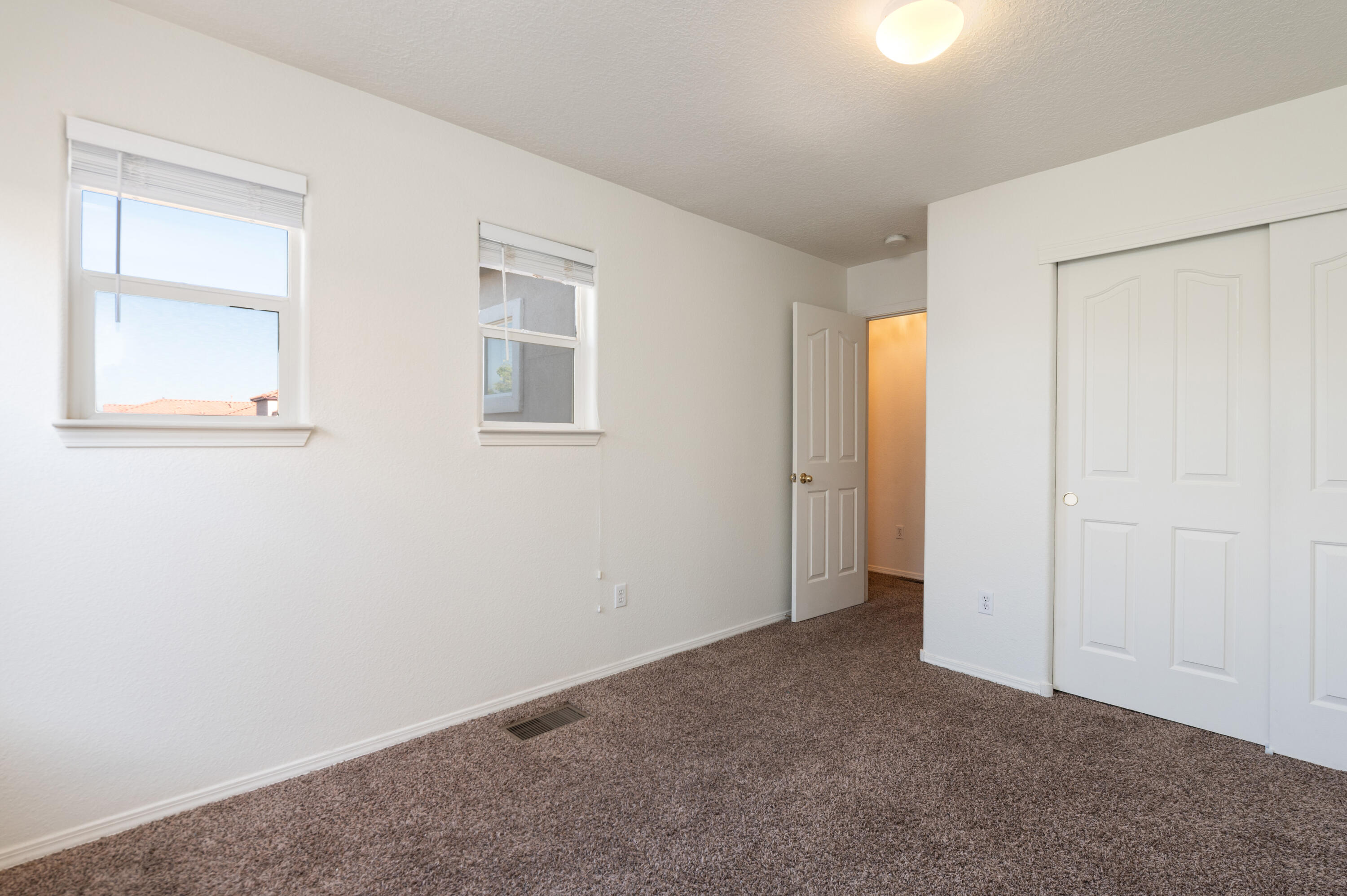 Photo 5 — 3540 Clear Creek Road NE