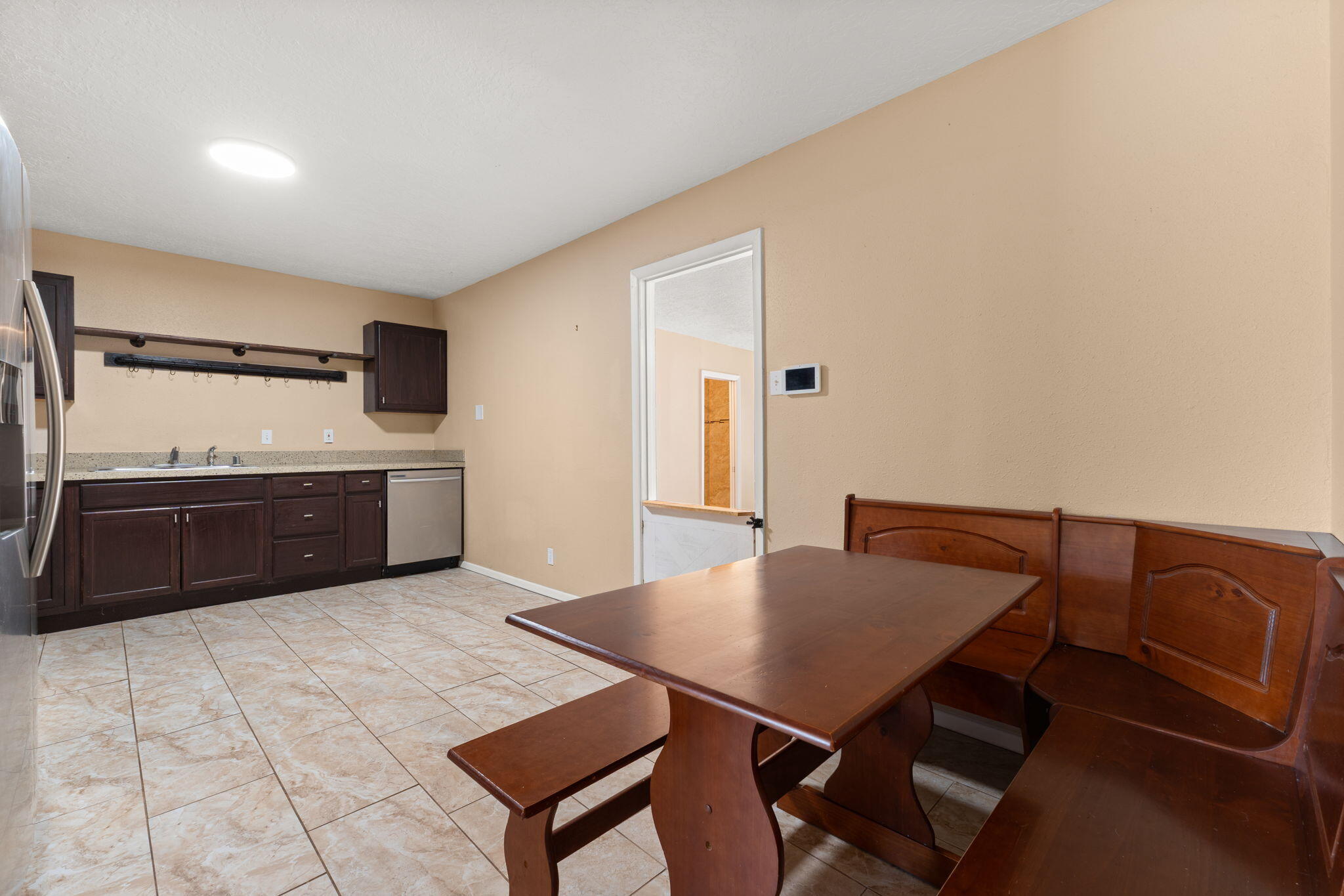 Photo 16 — 4904 Cerritos Avenue SW
