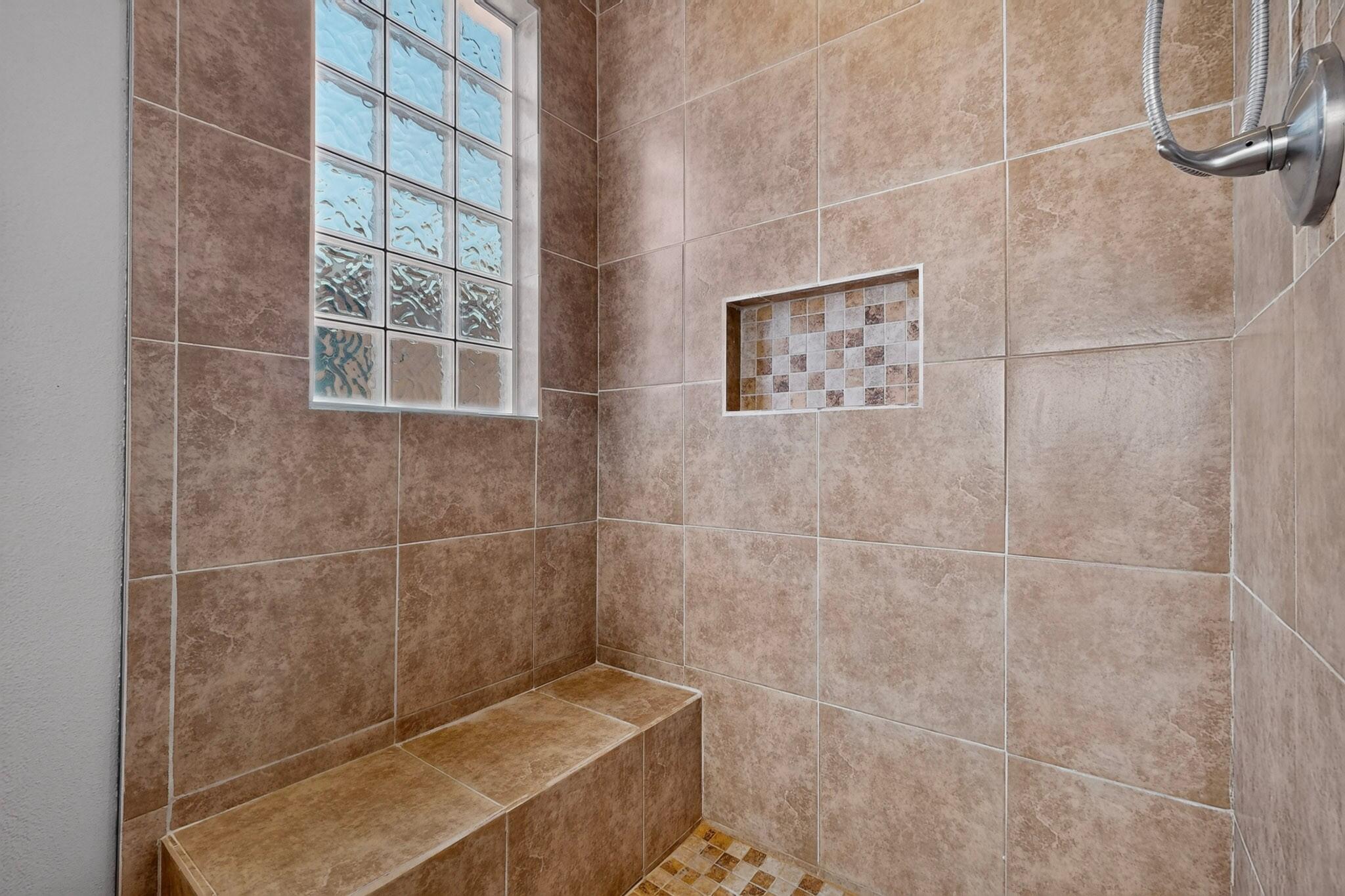 Photo 13 — 3112 Grassland Drive SW