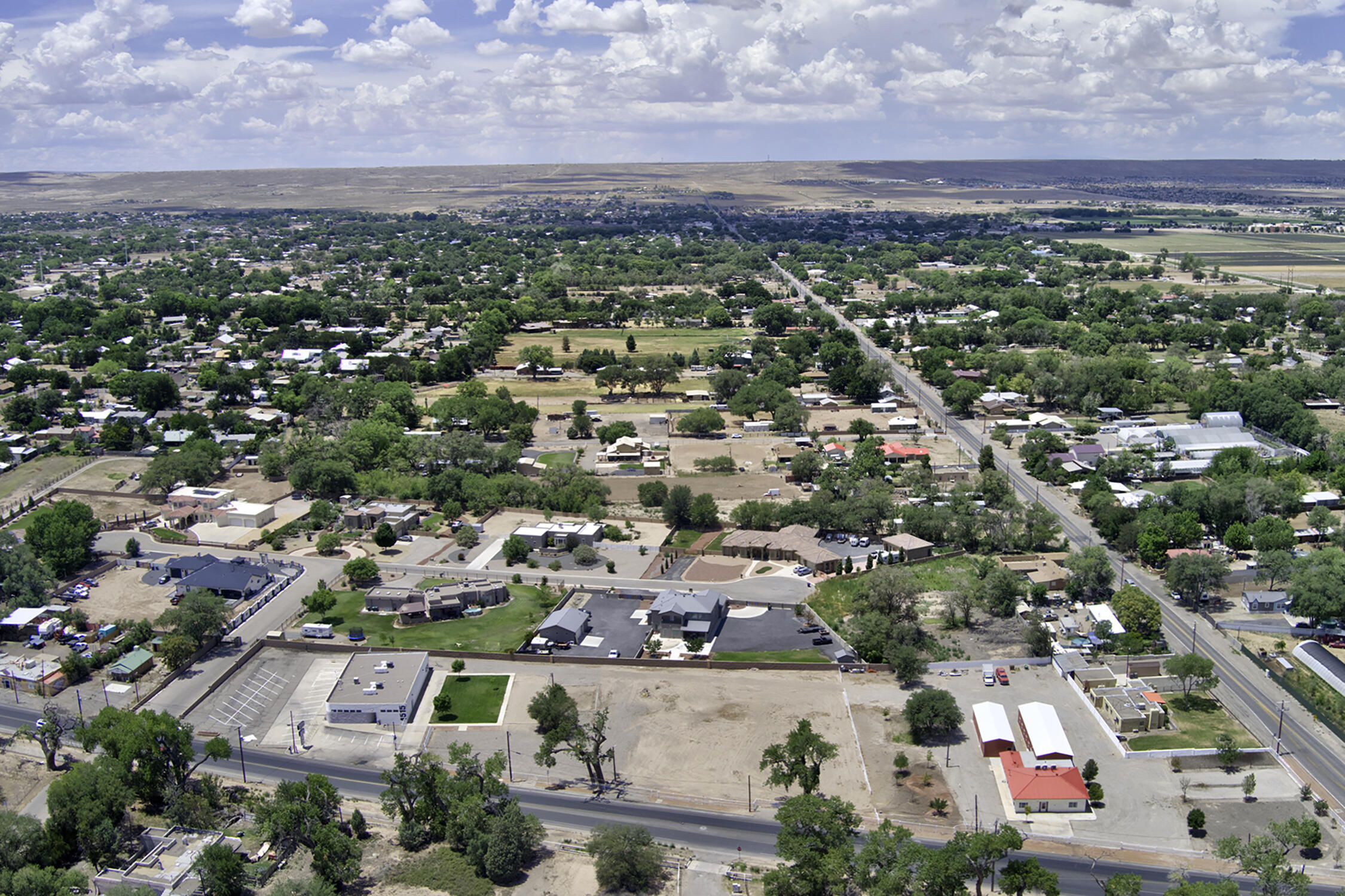 Photo 7 — 4515 Isleta Boulevard SW