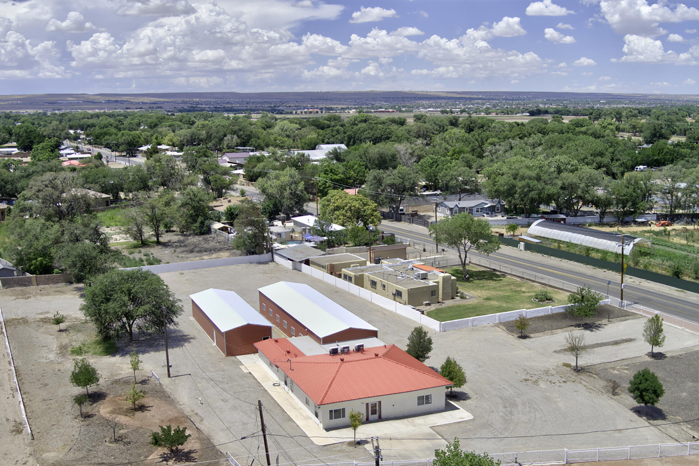 Photo 20 — 4415 Isleta Boulevard SW