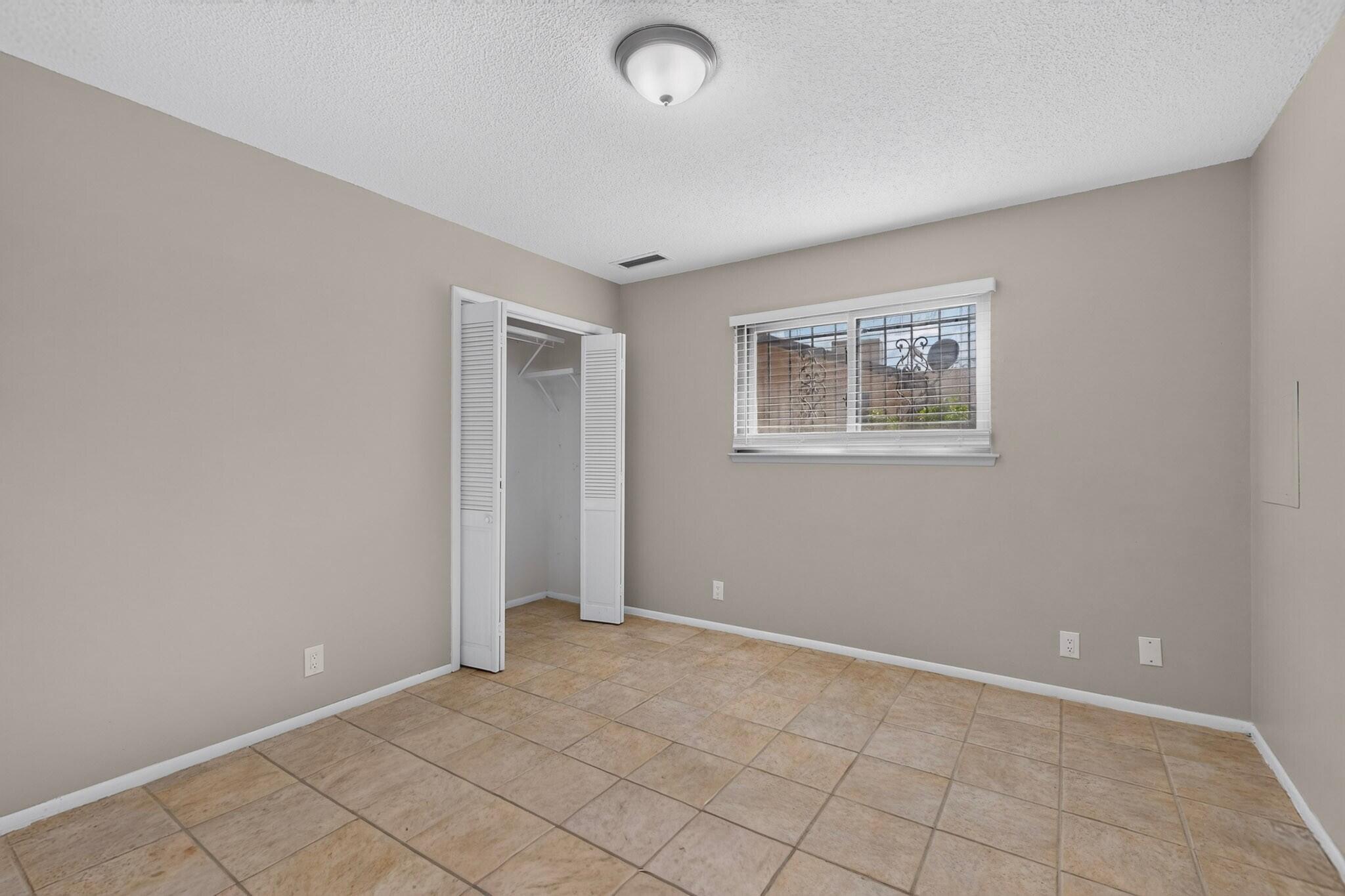 Photo 20 — 9609 SAN GABRIEL Road NE