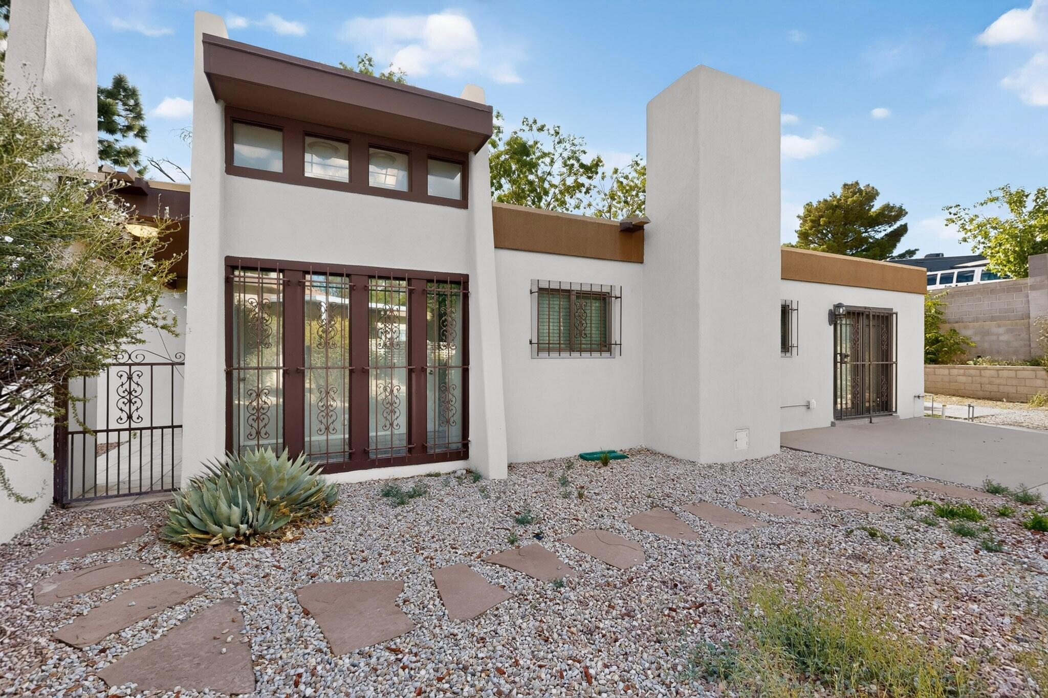 Photo 8 — 9609 SAN GABRIEL Road NE