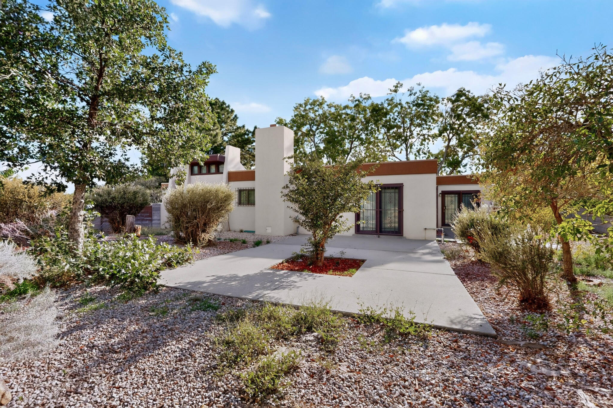 Photo 3 — 9609 SAN GABRIEL Road NE