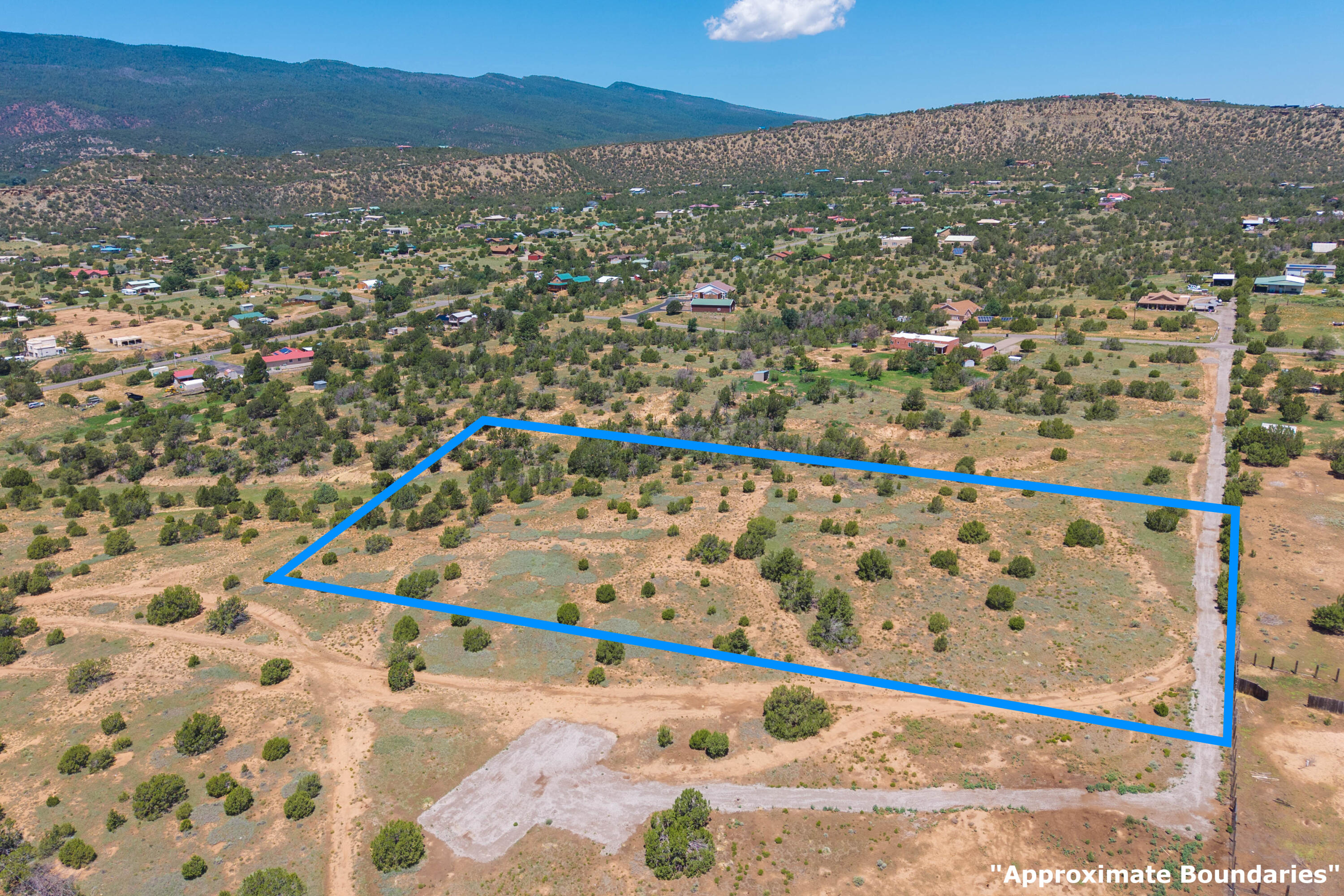 Photo 10 — 206 Rincon Loop Road