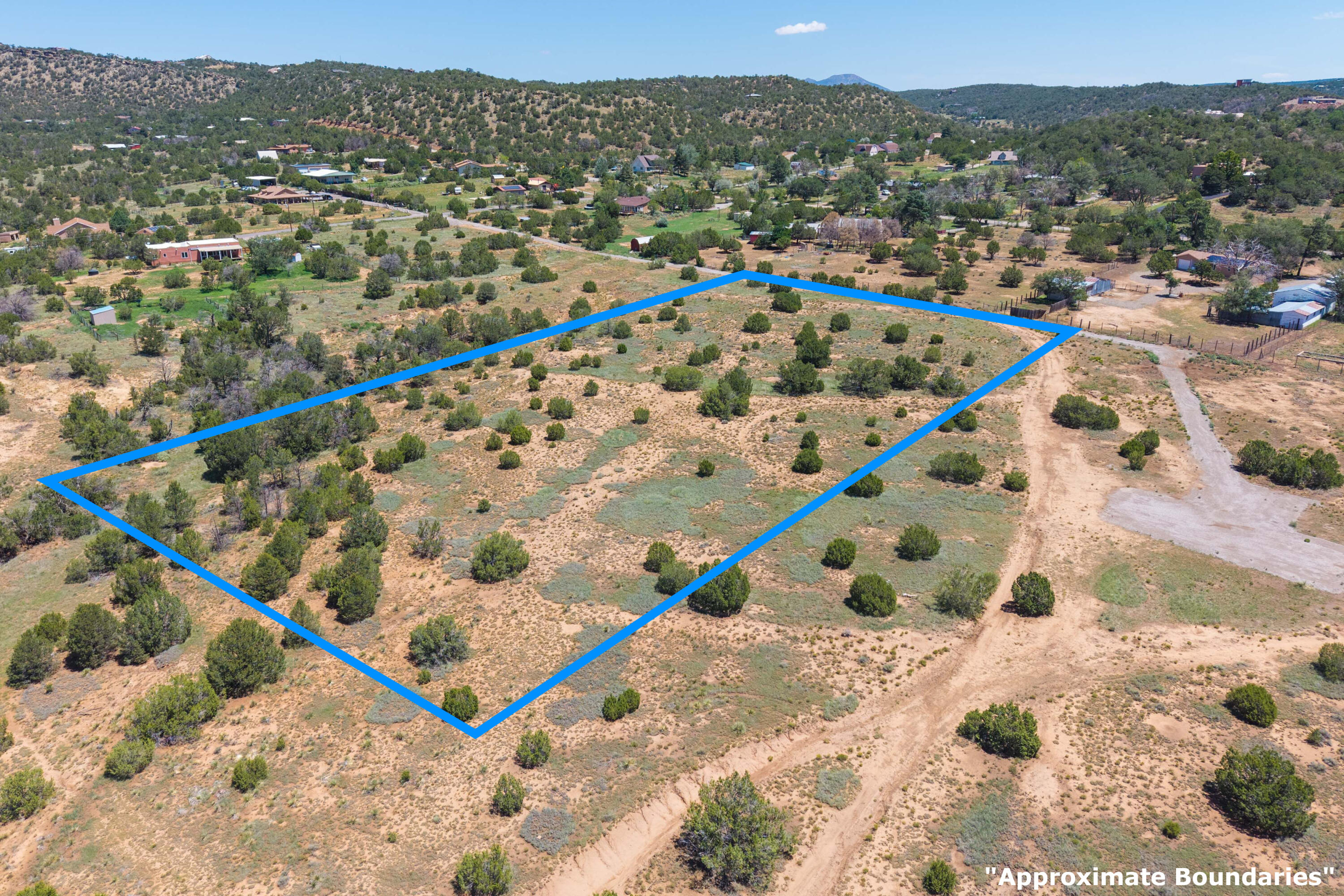 Photo 12 — 206 Rincon Loop Road