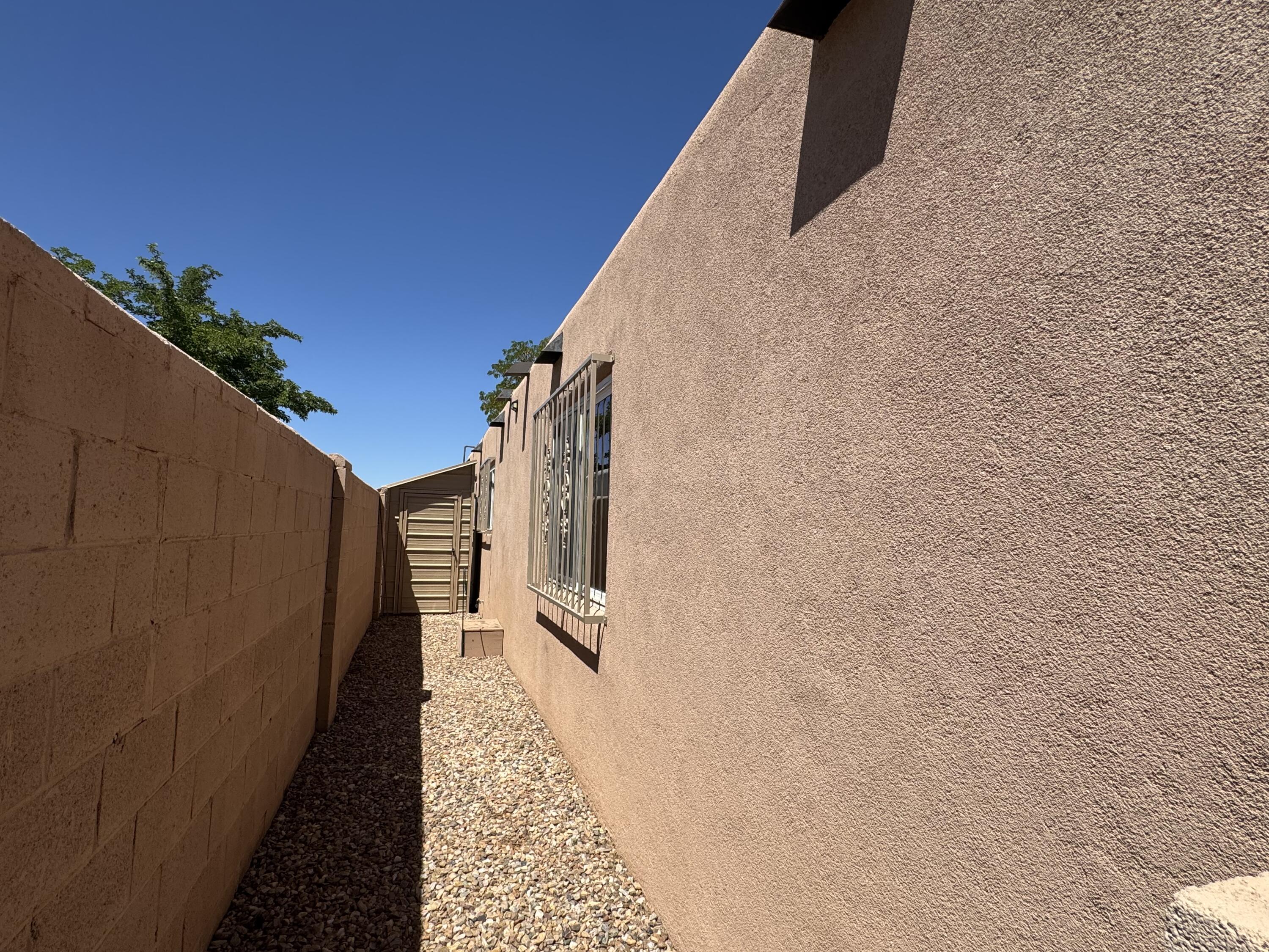 Photo 5 — 1824 Lester Drive NE