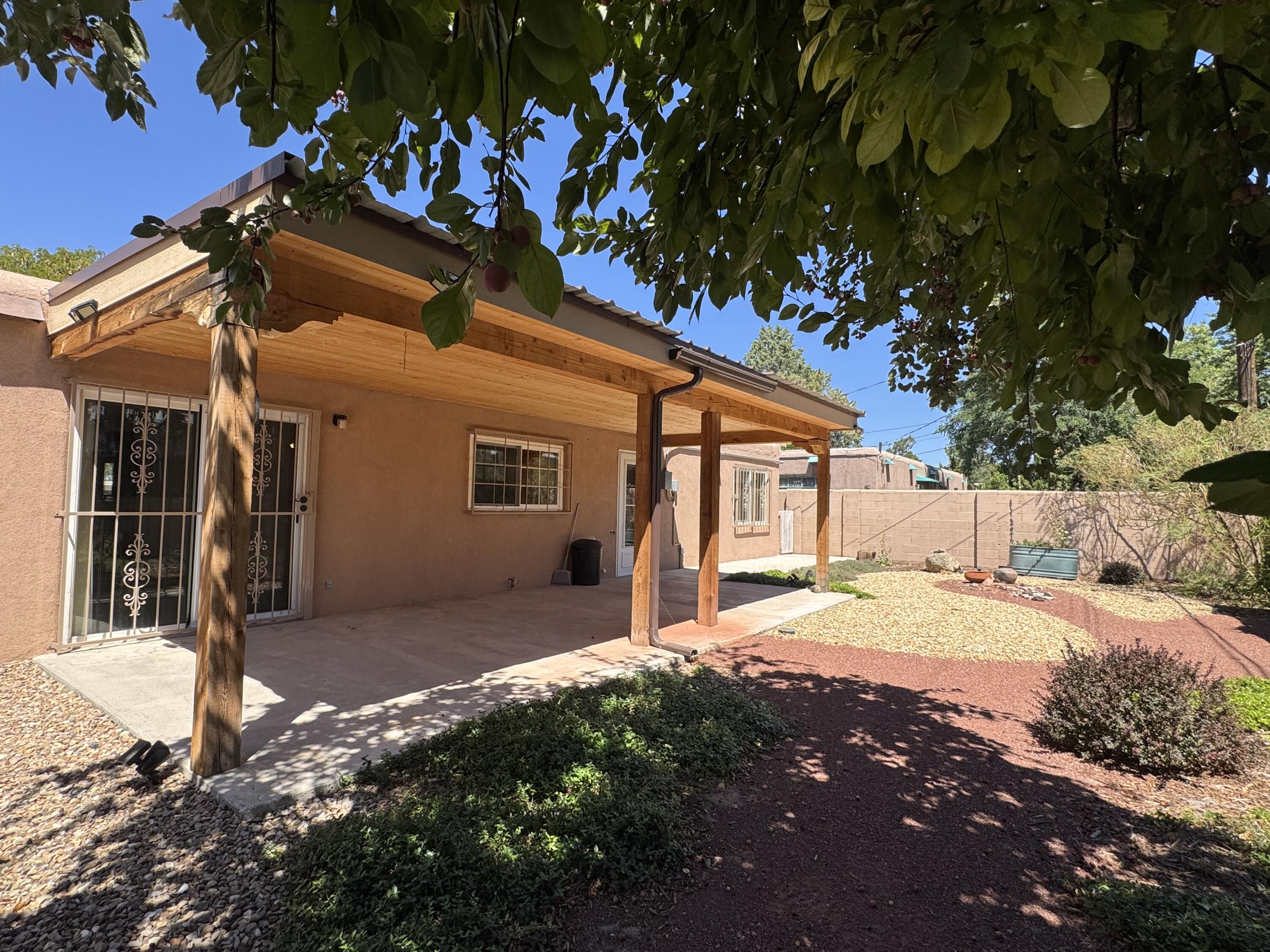 Photo 7 — 1824 Lester Drive NE