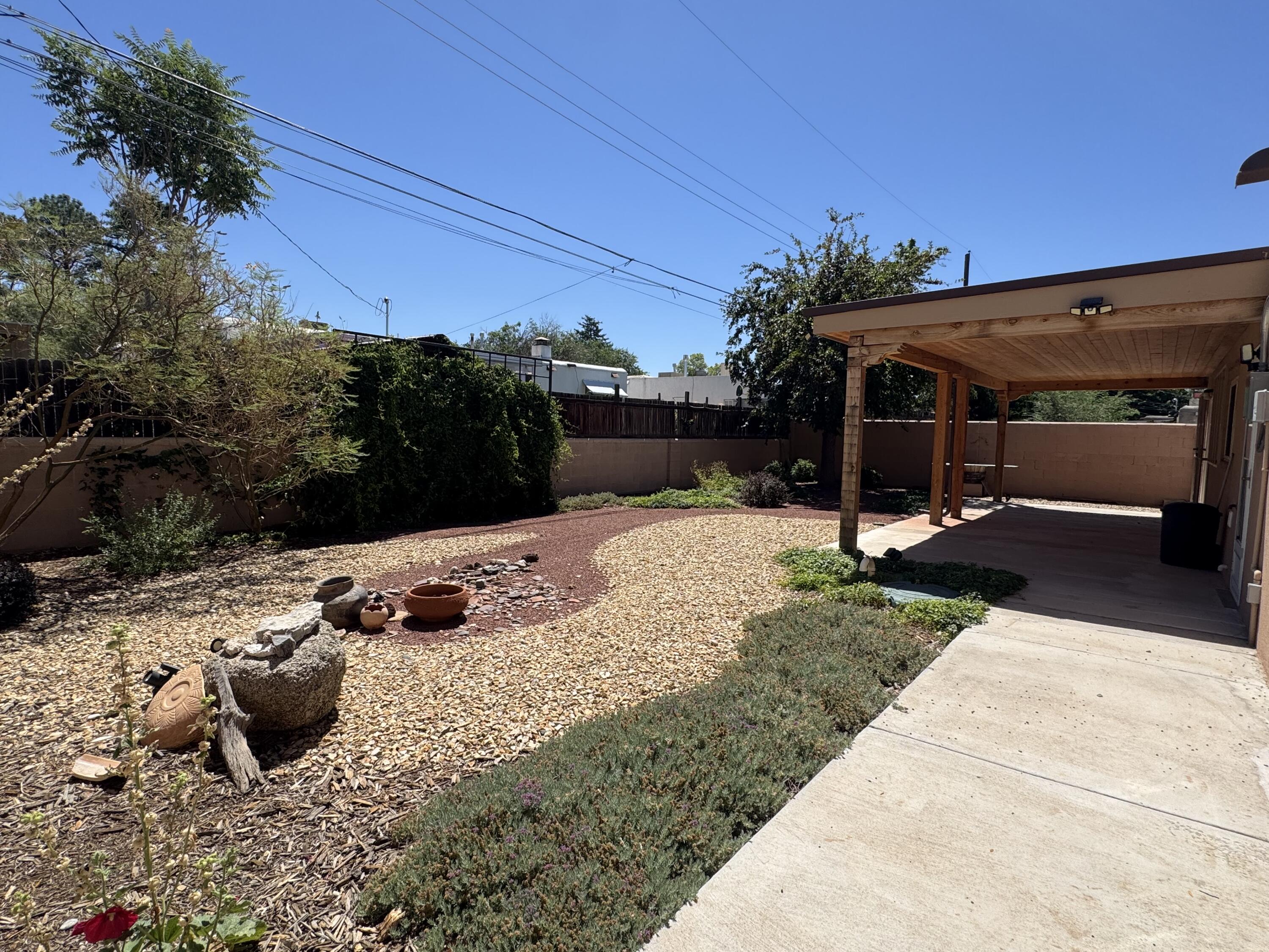 Photo 10 — 1824 Lester Drive NE